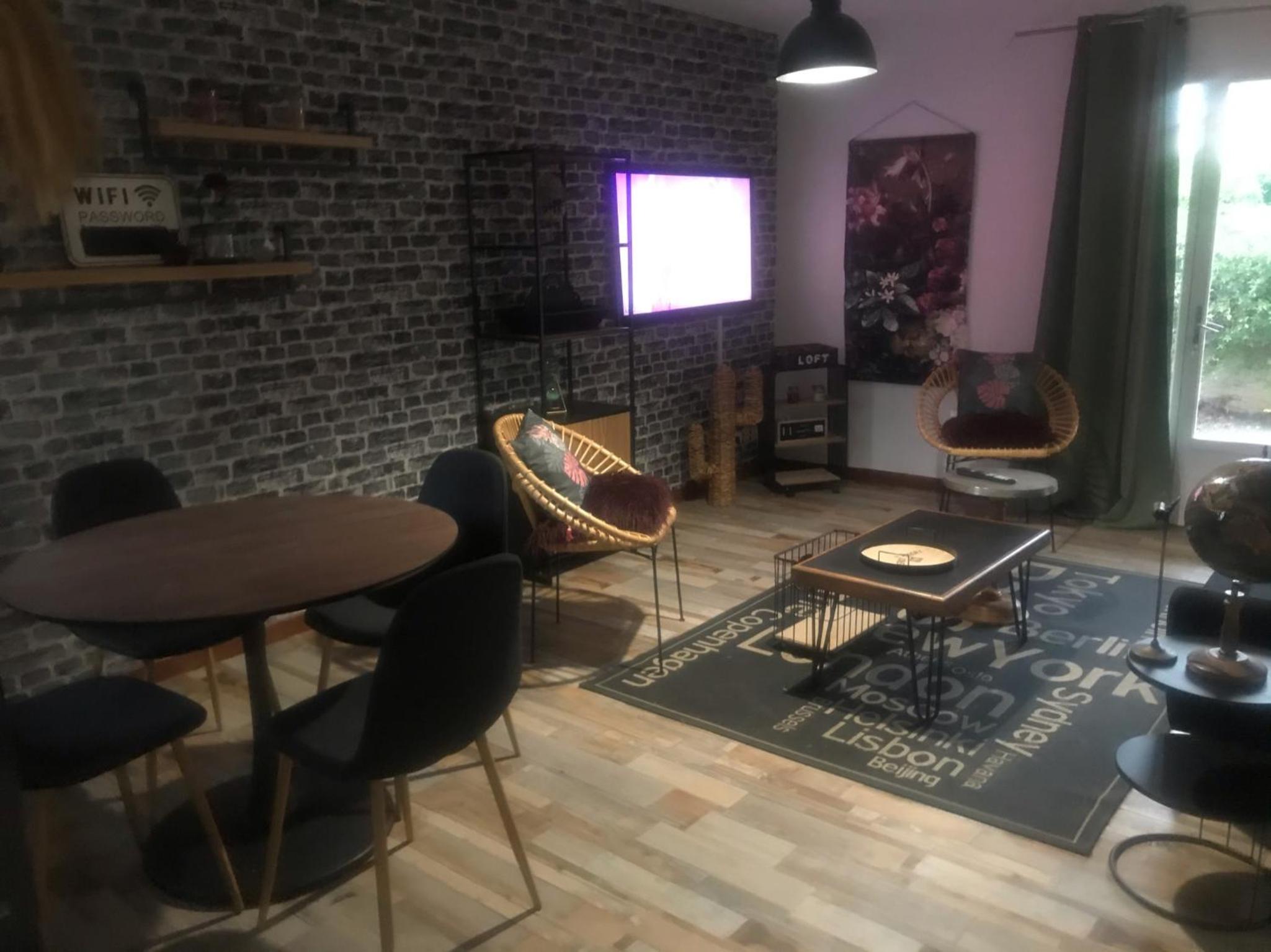 Apartment - Ground Floor photo 3