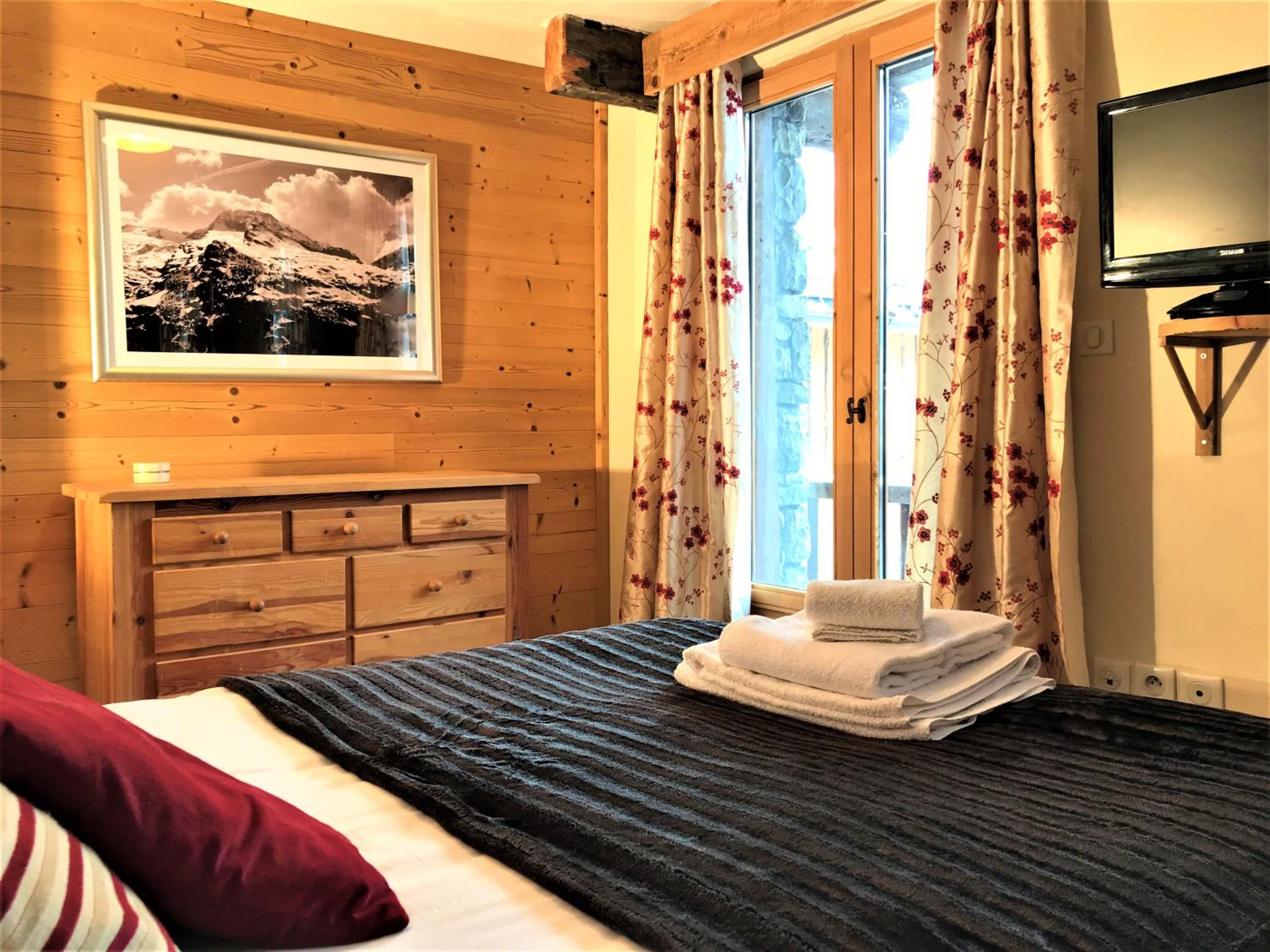 Superior Chalet