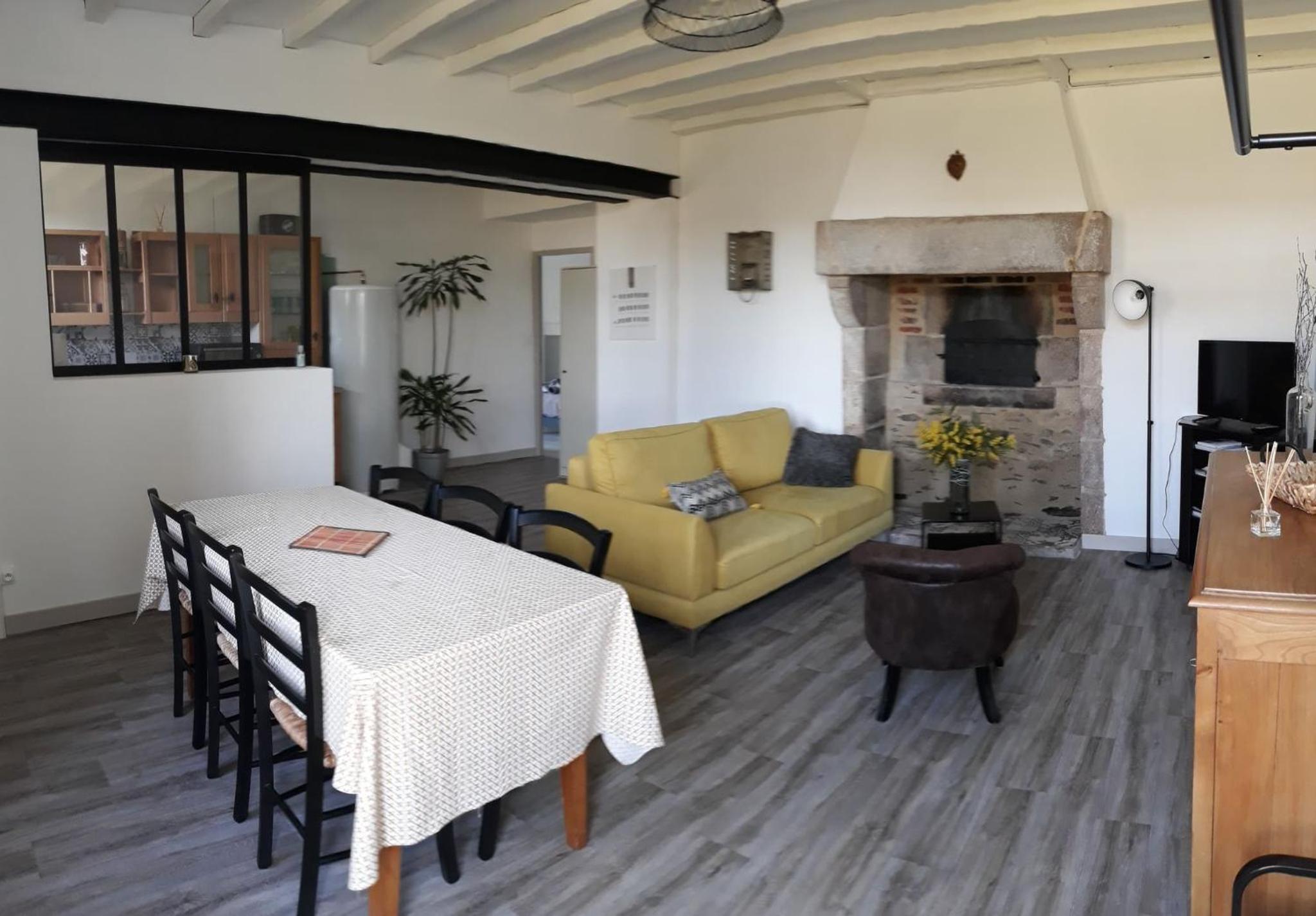 Two-Bedroom House photo 2