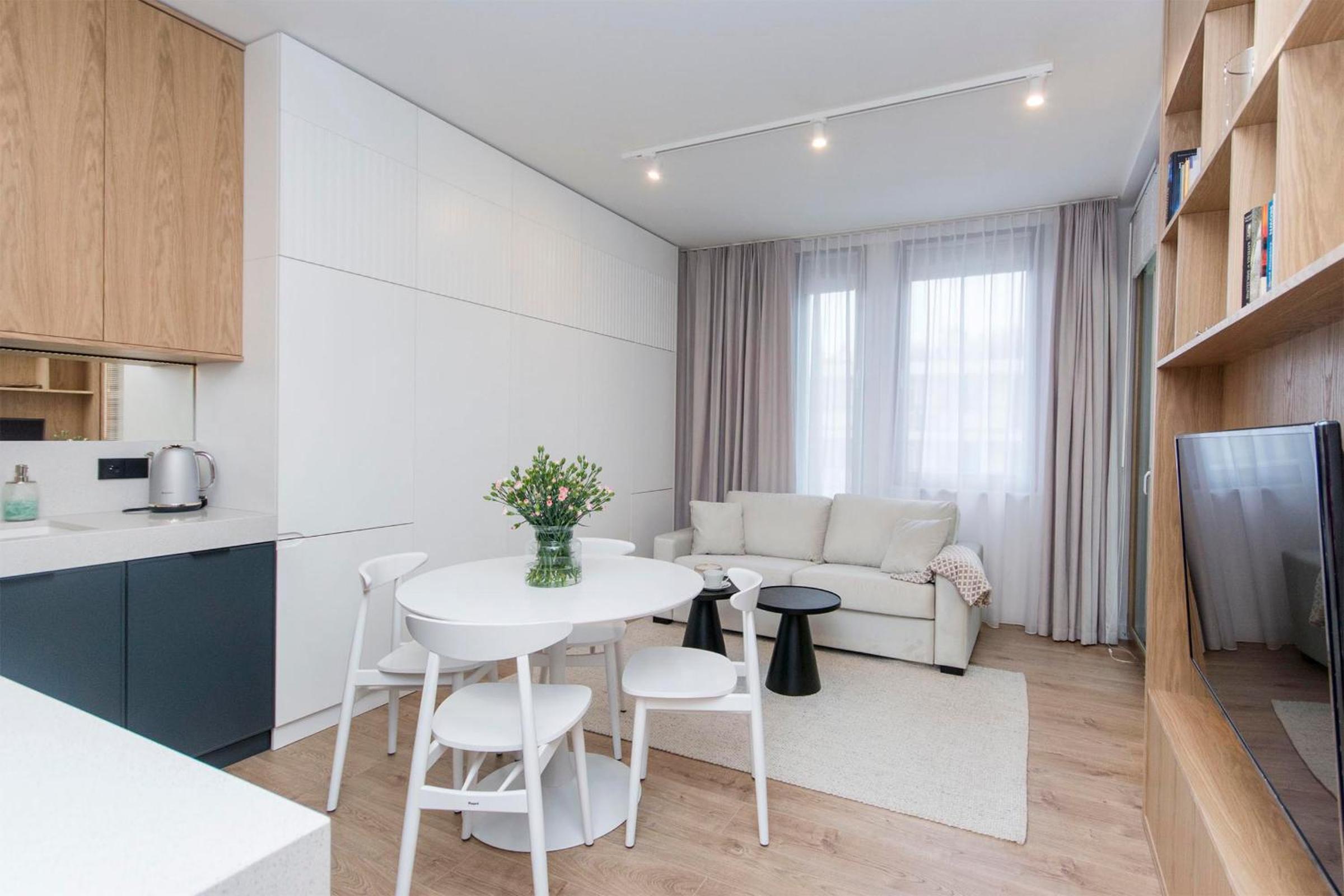One-Bedroom Apartment - Photo 1