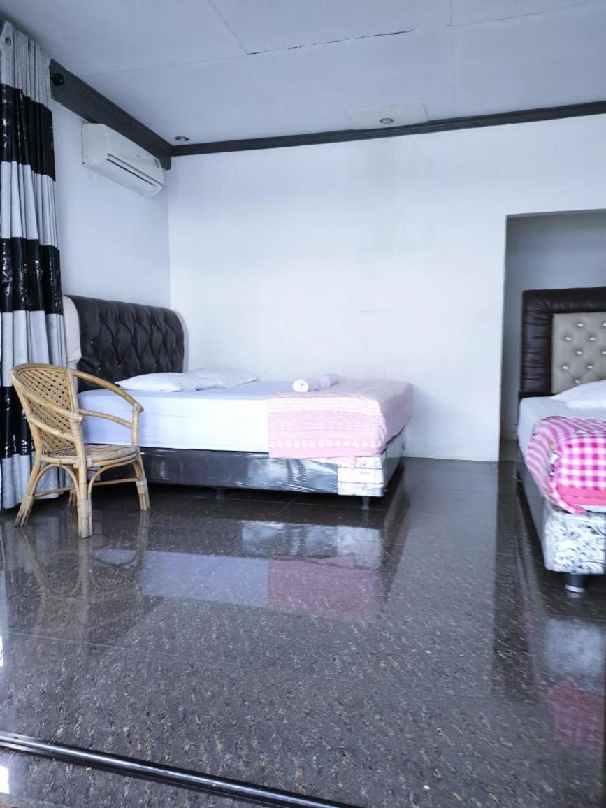 Standard Triple Room with Sea View
