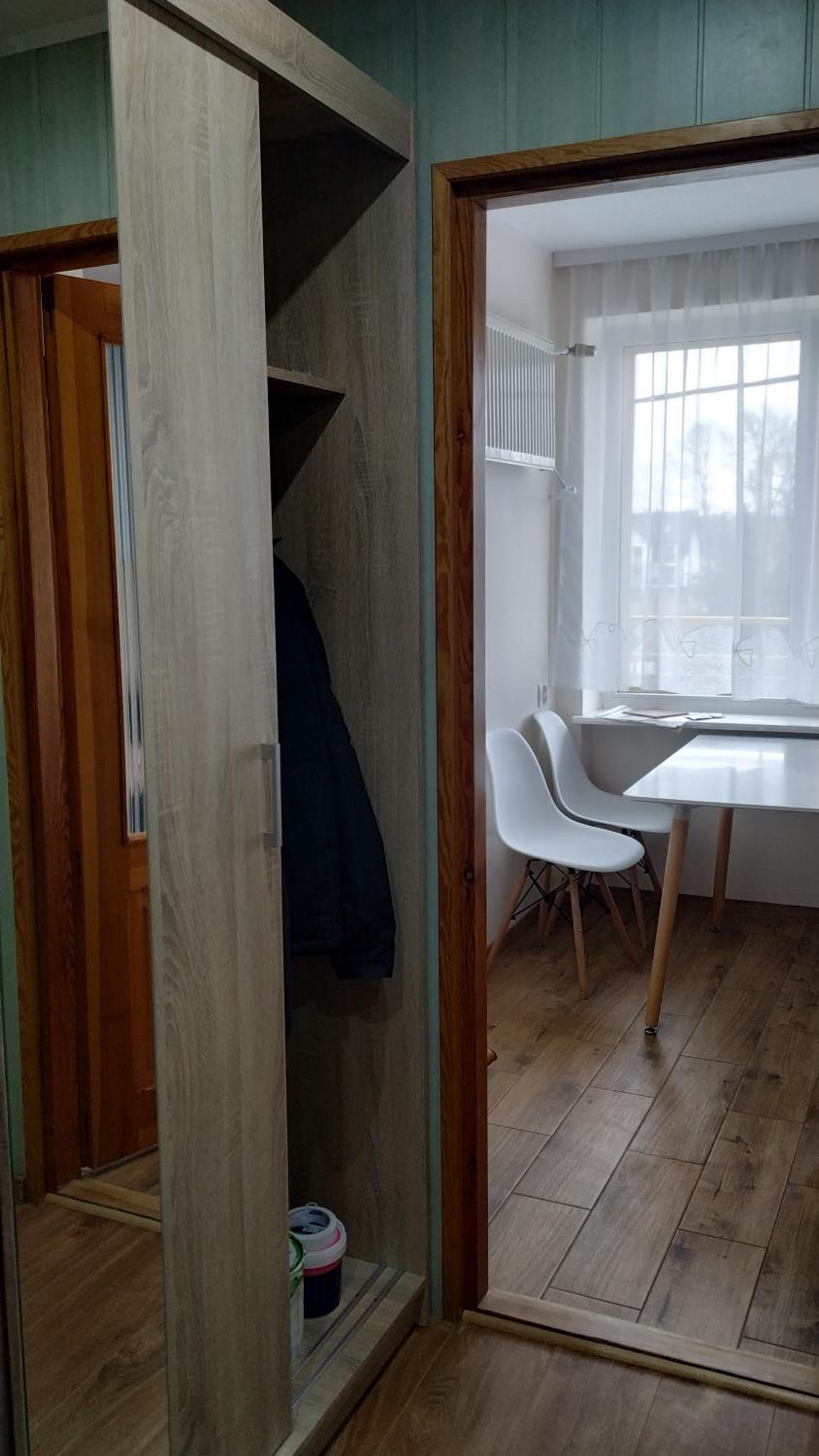 One-Bedroom Apartment photo 2