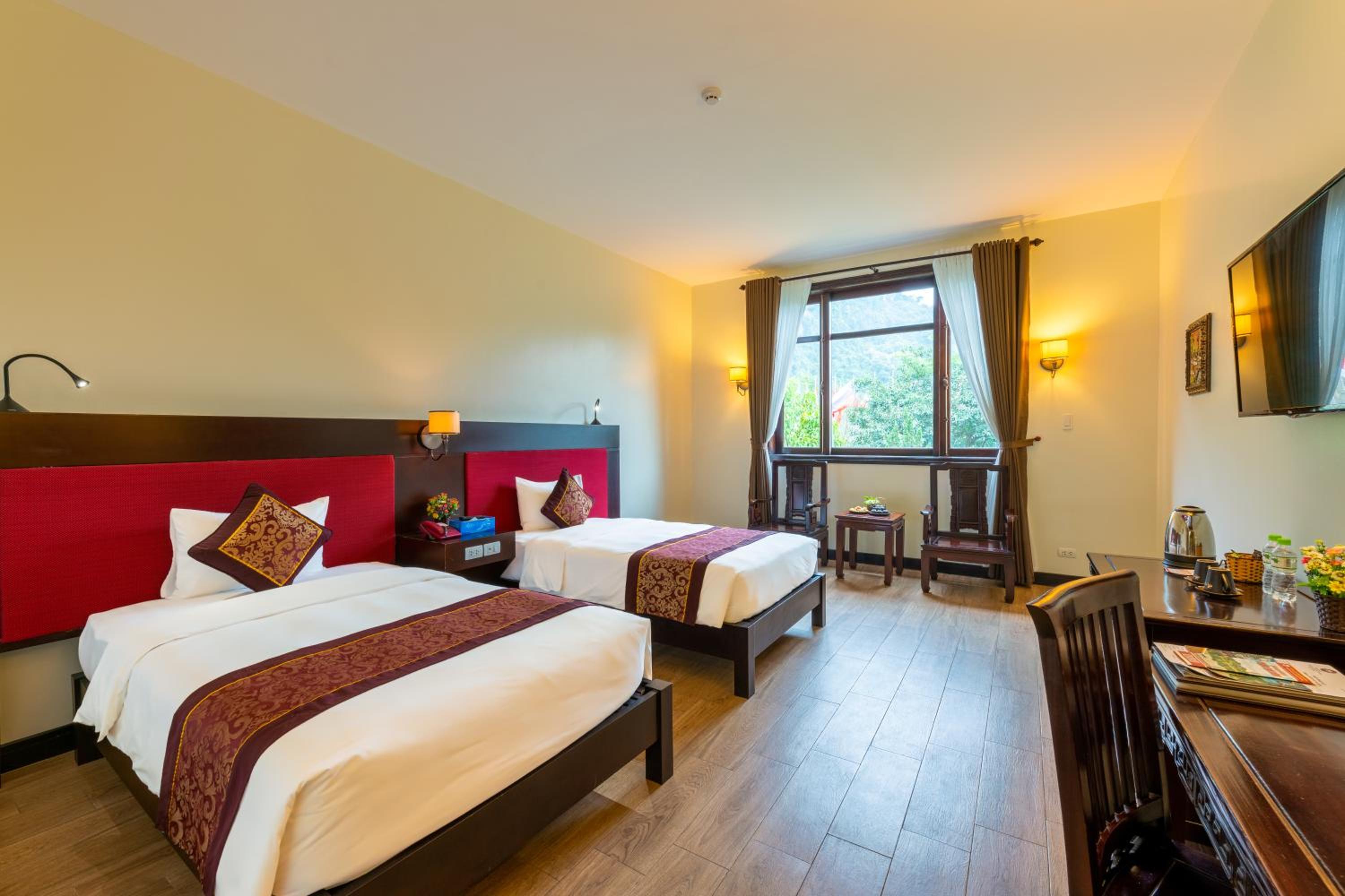 Deluxe Double or Twin Room