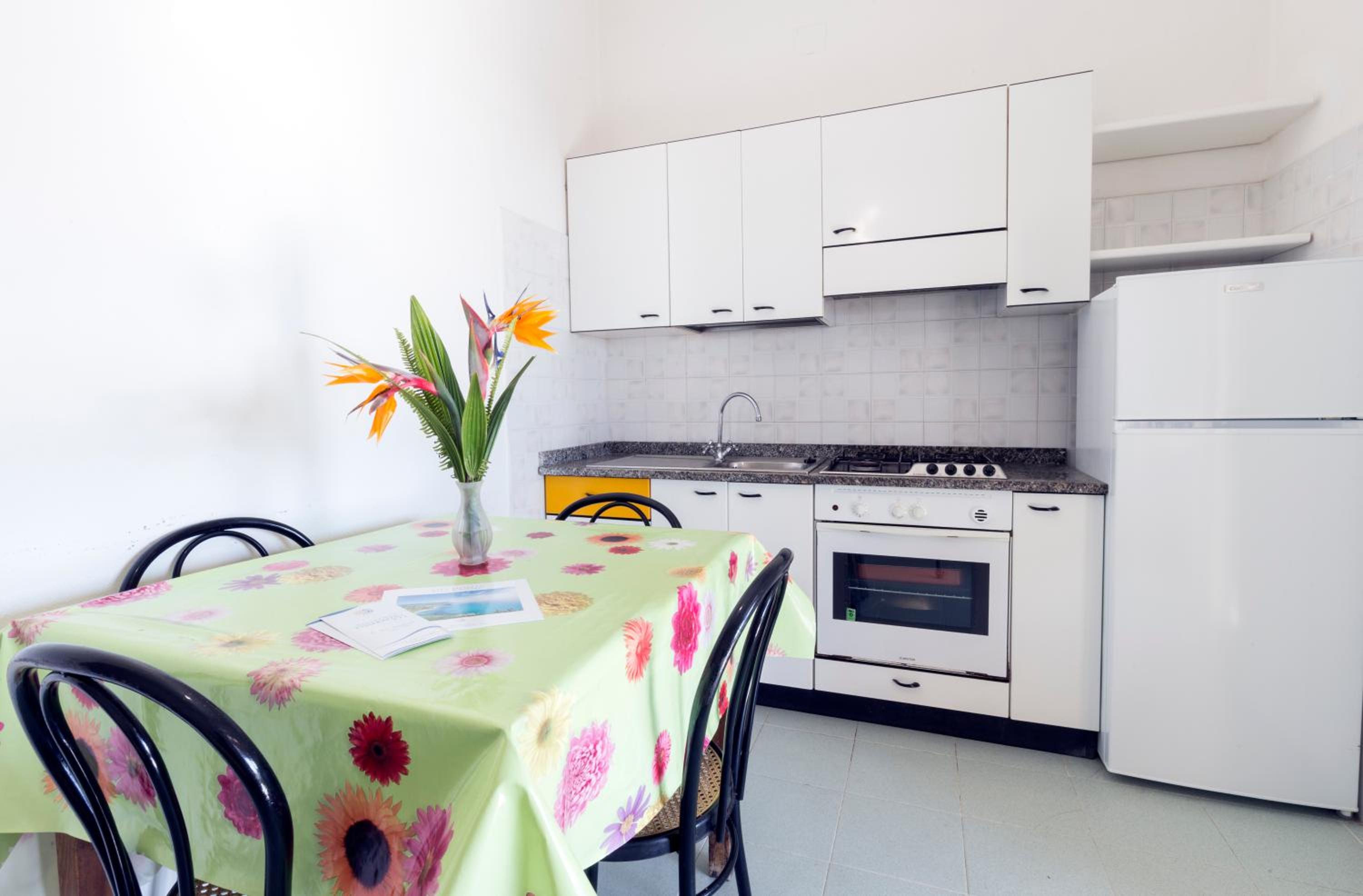 Two-Bedroom Apartment (5 Adults) photo 3