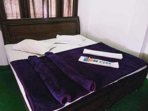Deluxe Double Room (2 Adults + 1 Child)