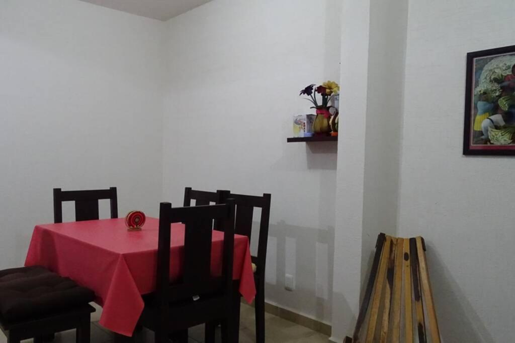 Three-Bedroom House - Photo 3