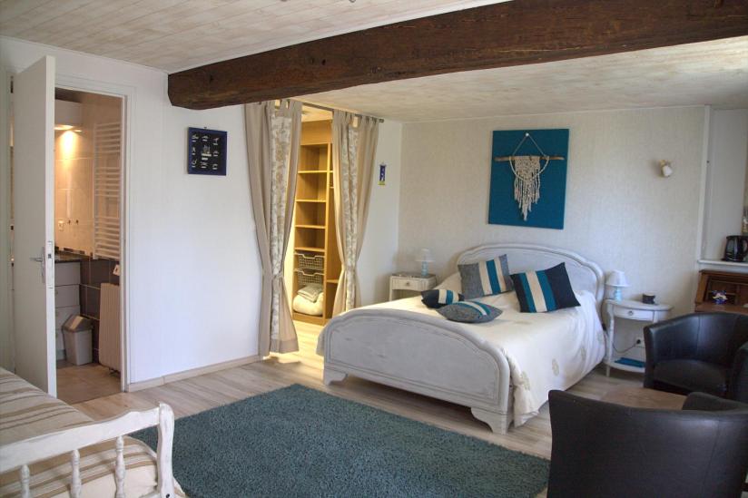 Deluxe Family Suite