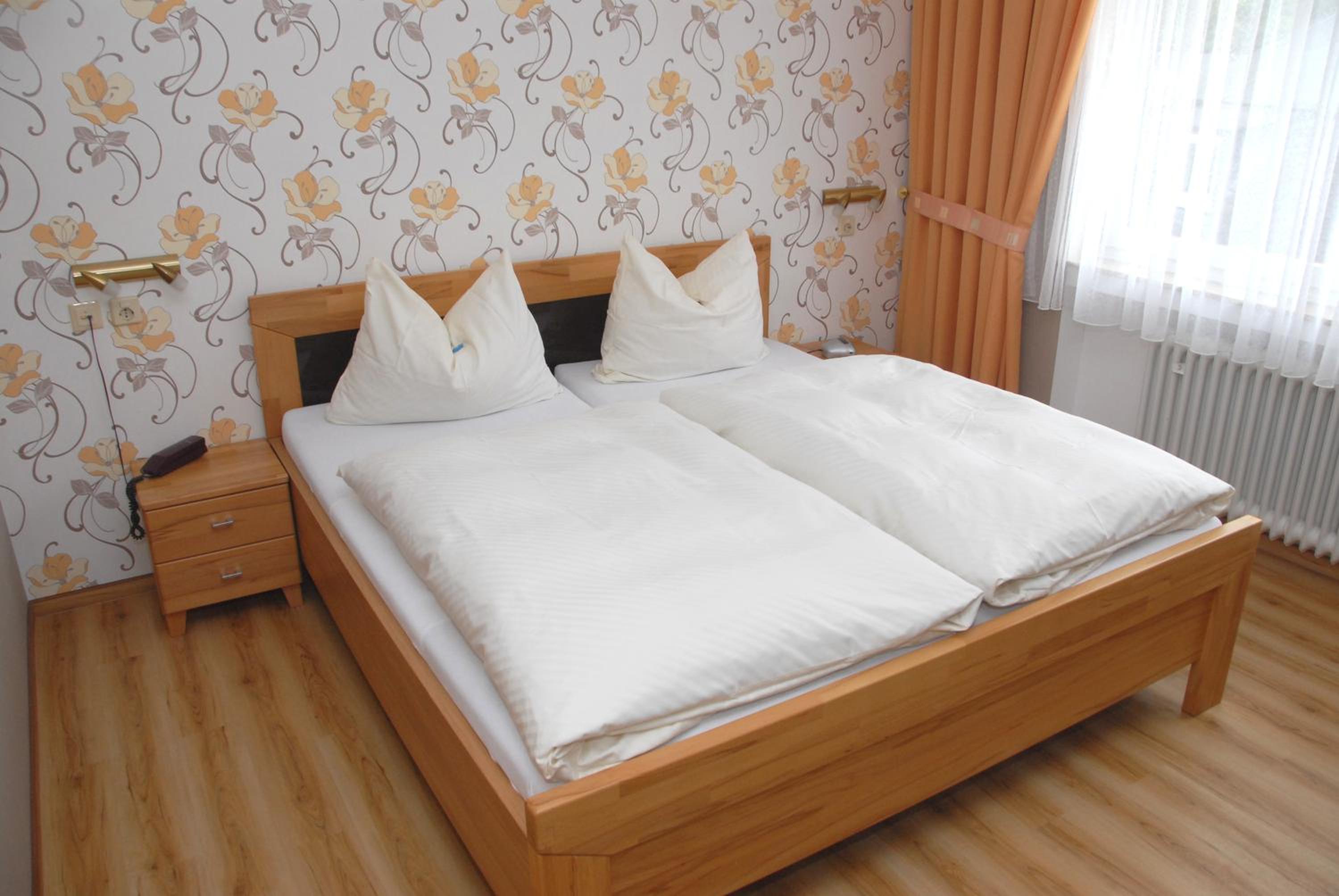 Double Room - Photo 2