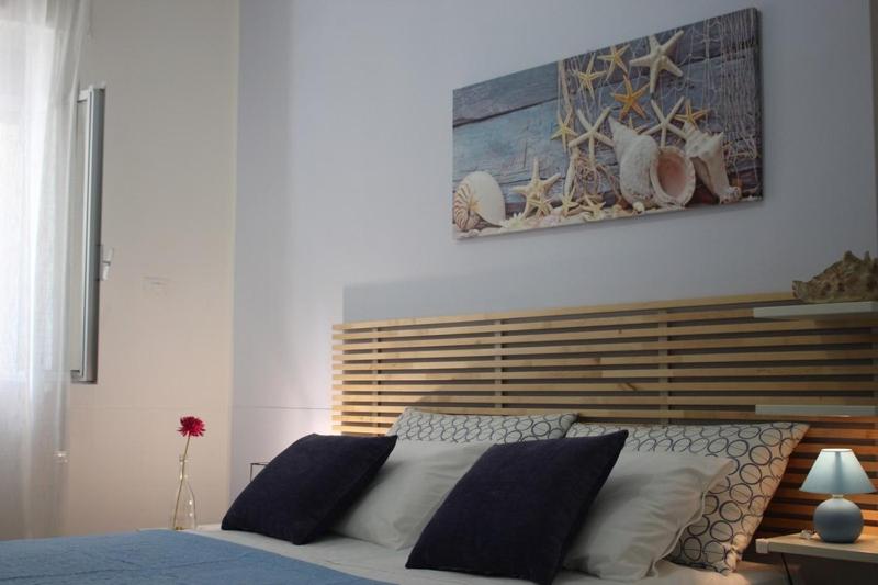 Three-Bedroom House - Photo 13