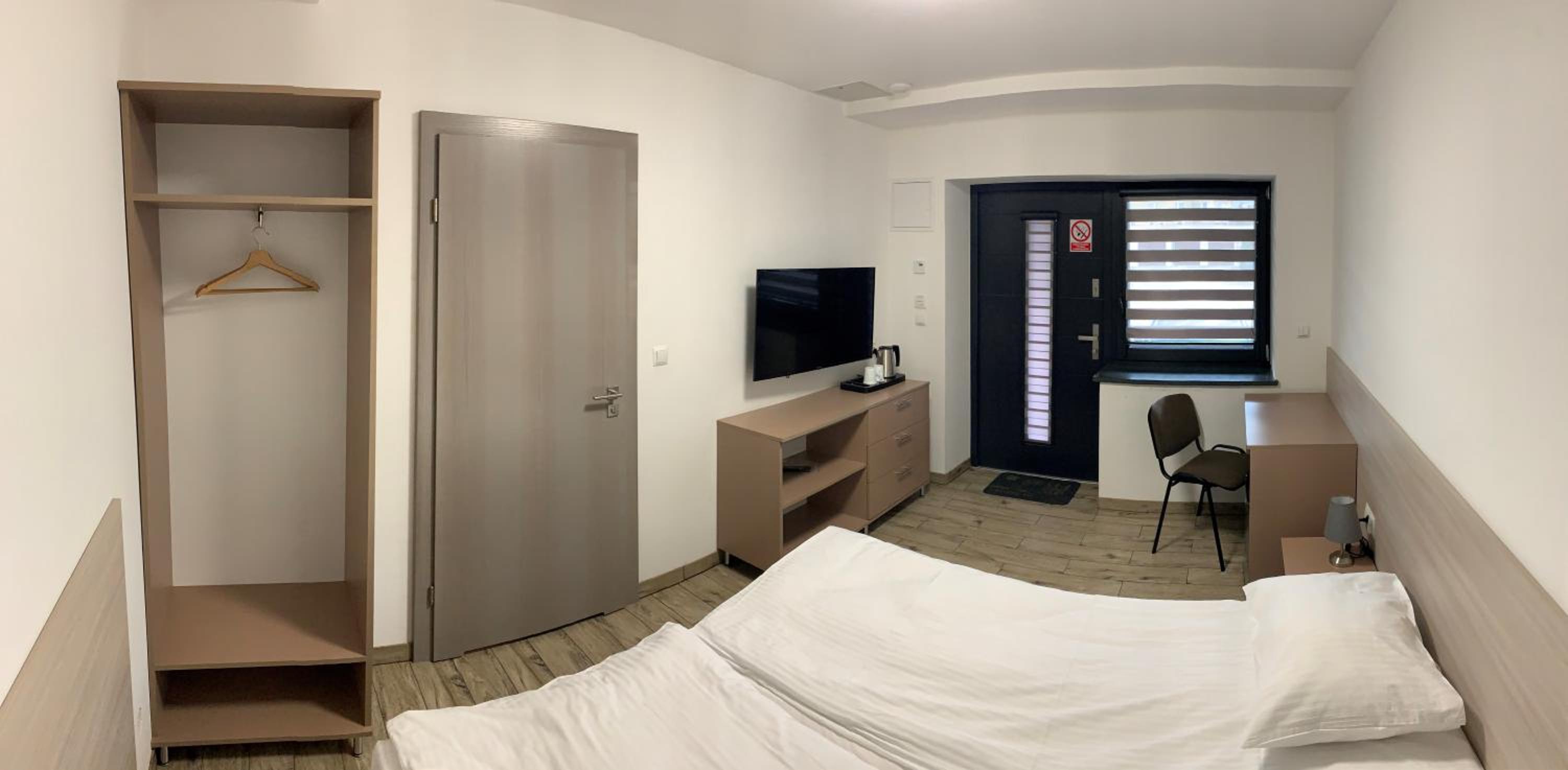Double Room with Private Bathroom photo 3