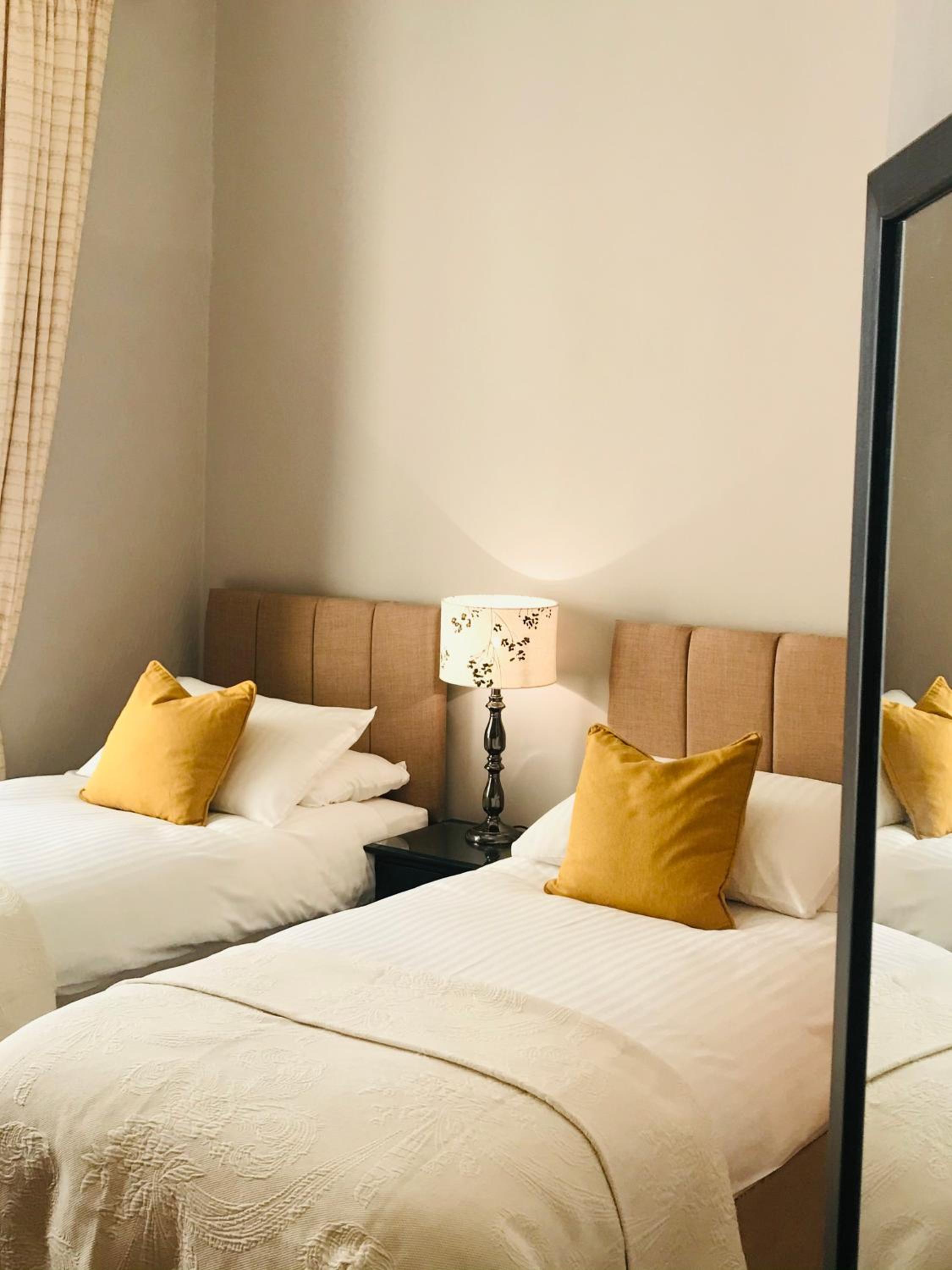 Standard Twin Room with Side Sea View