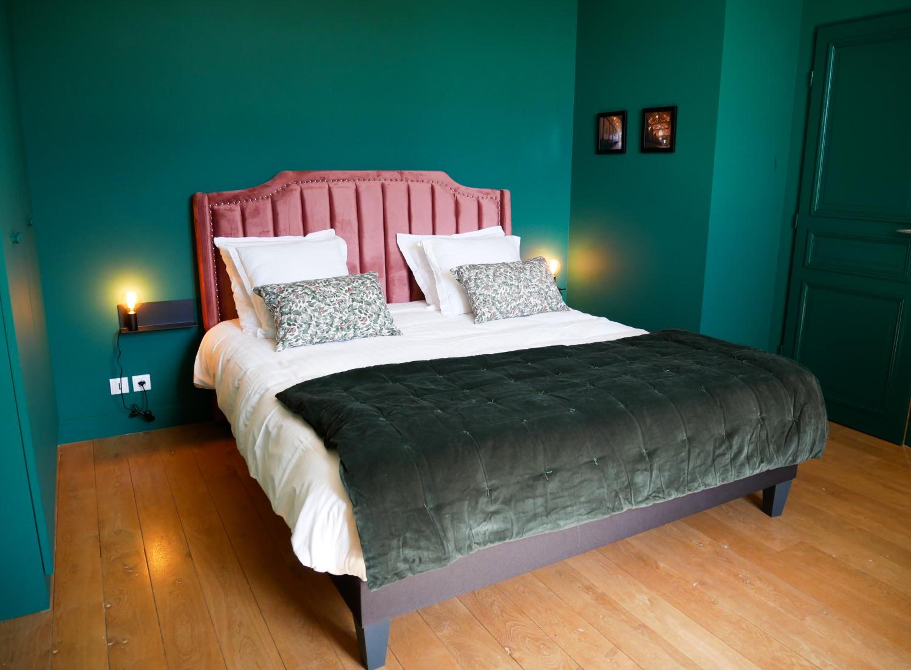 King Room with Garden View