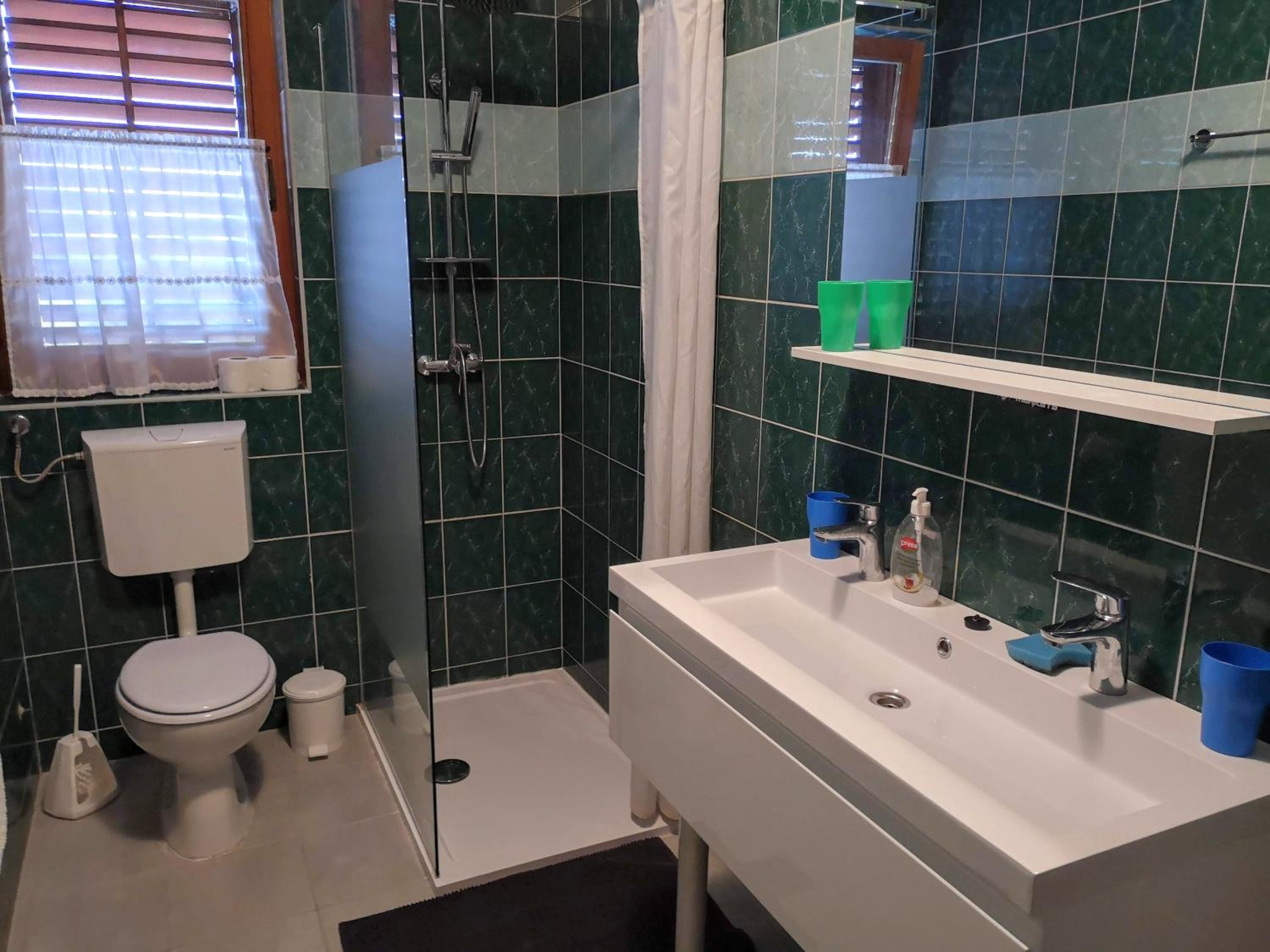 Deluxe Apartment photo 2