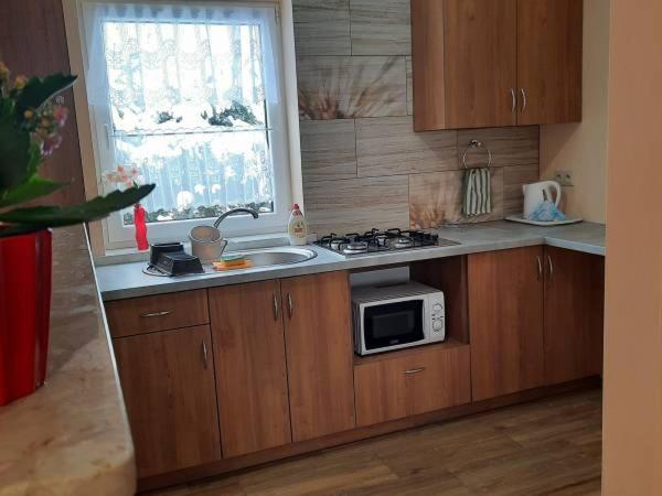 Two-Bedroom House - Photo 10