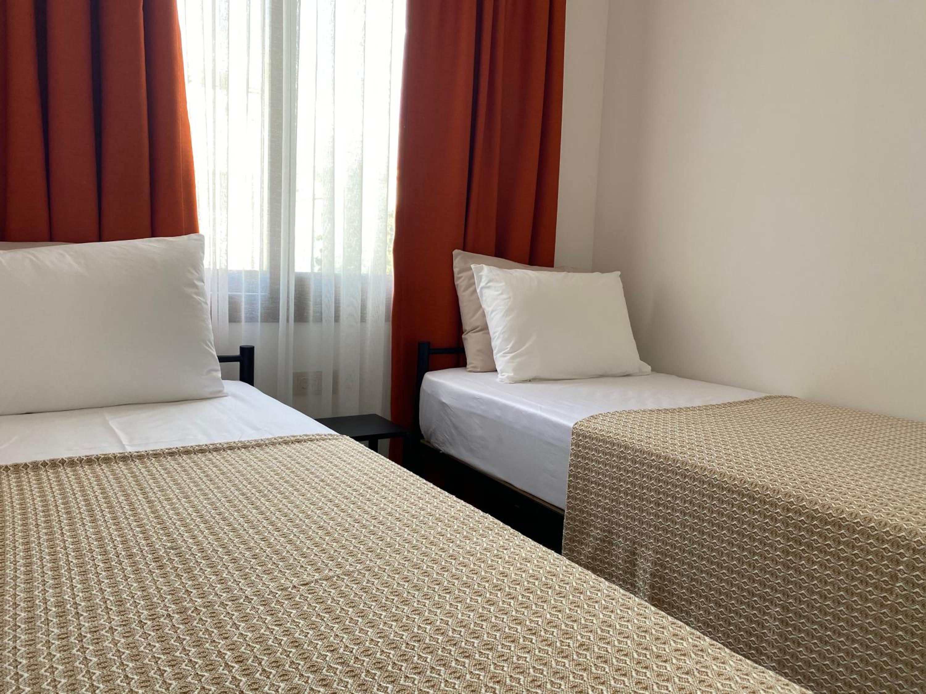 Standard Suite