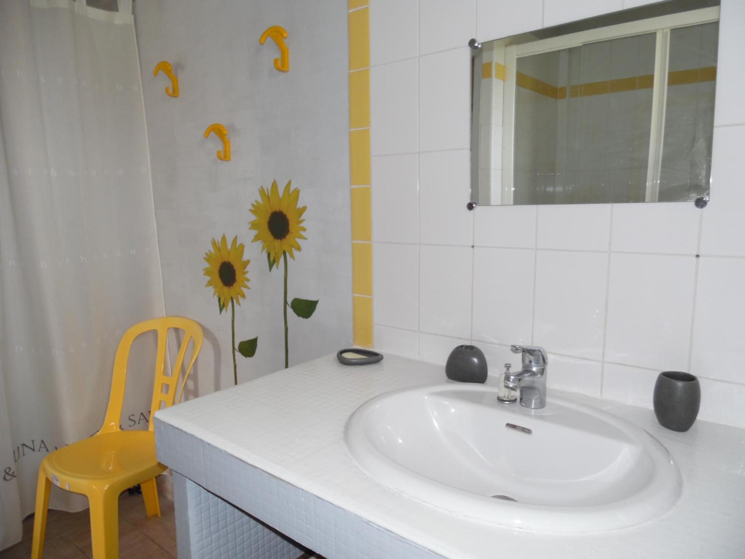 Holiday Home - Photo 6