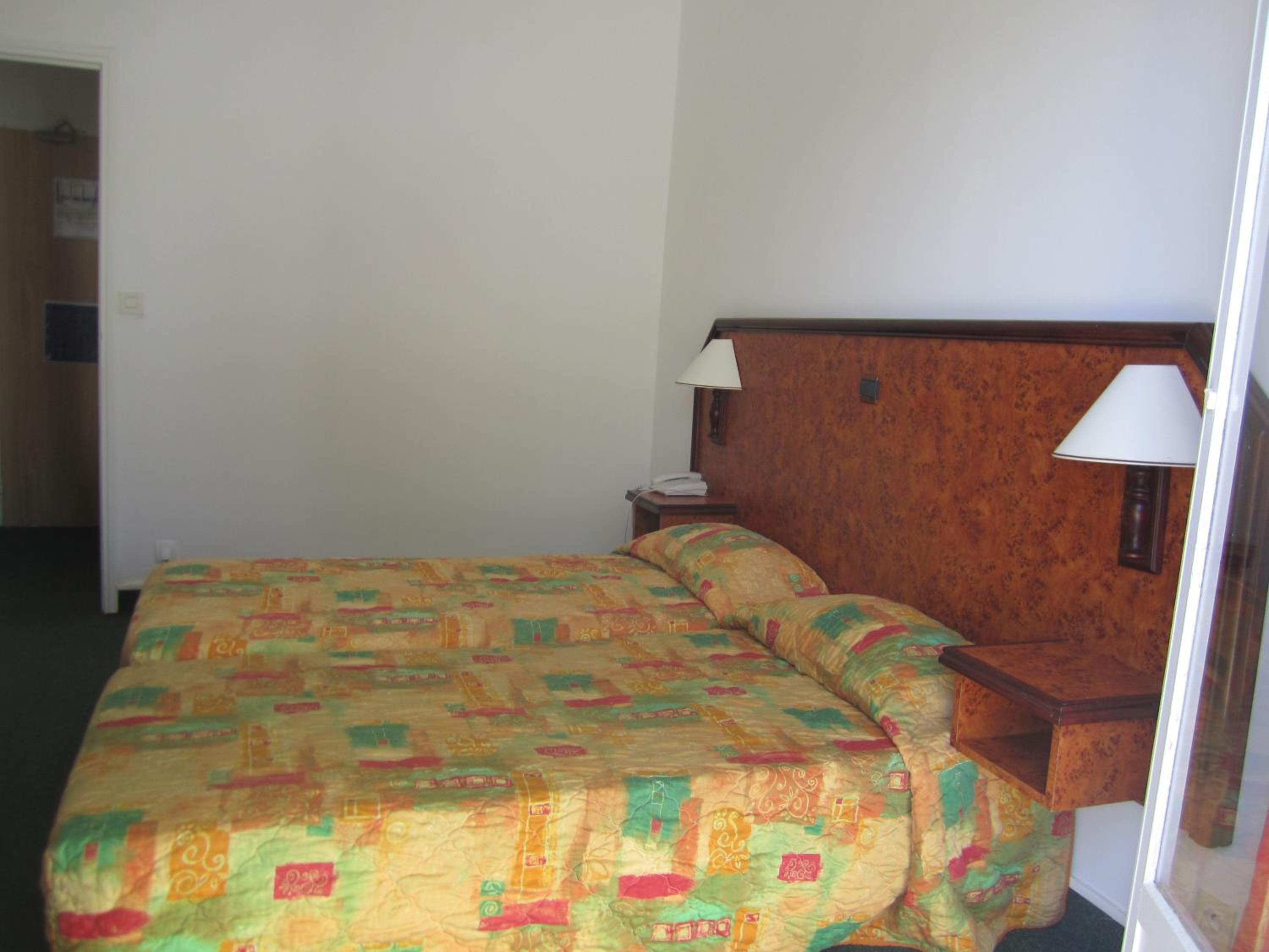 Twin Room - Mountain Side