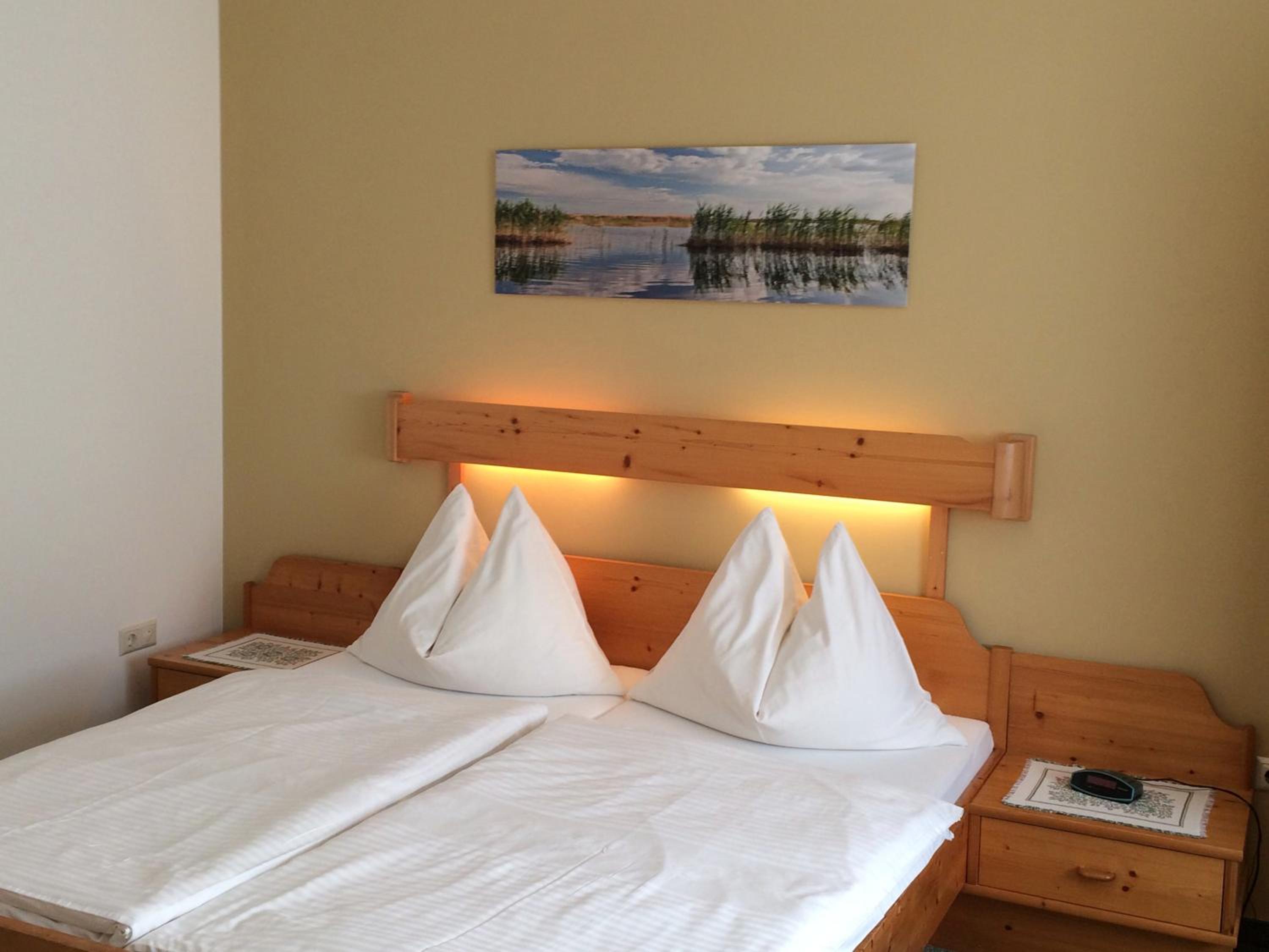 Large Double Room photo 1
