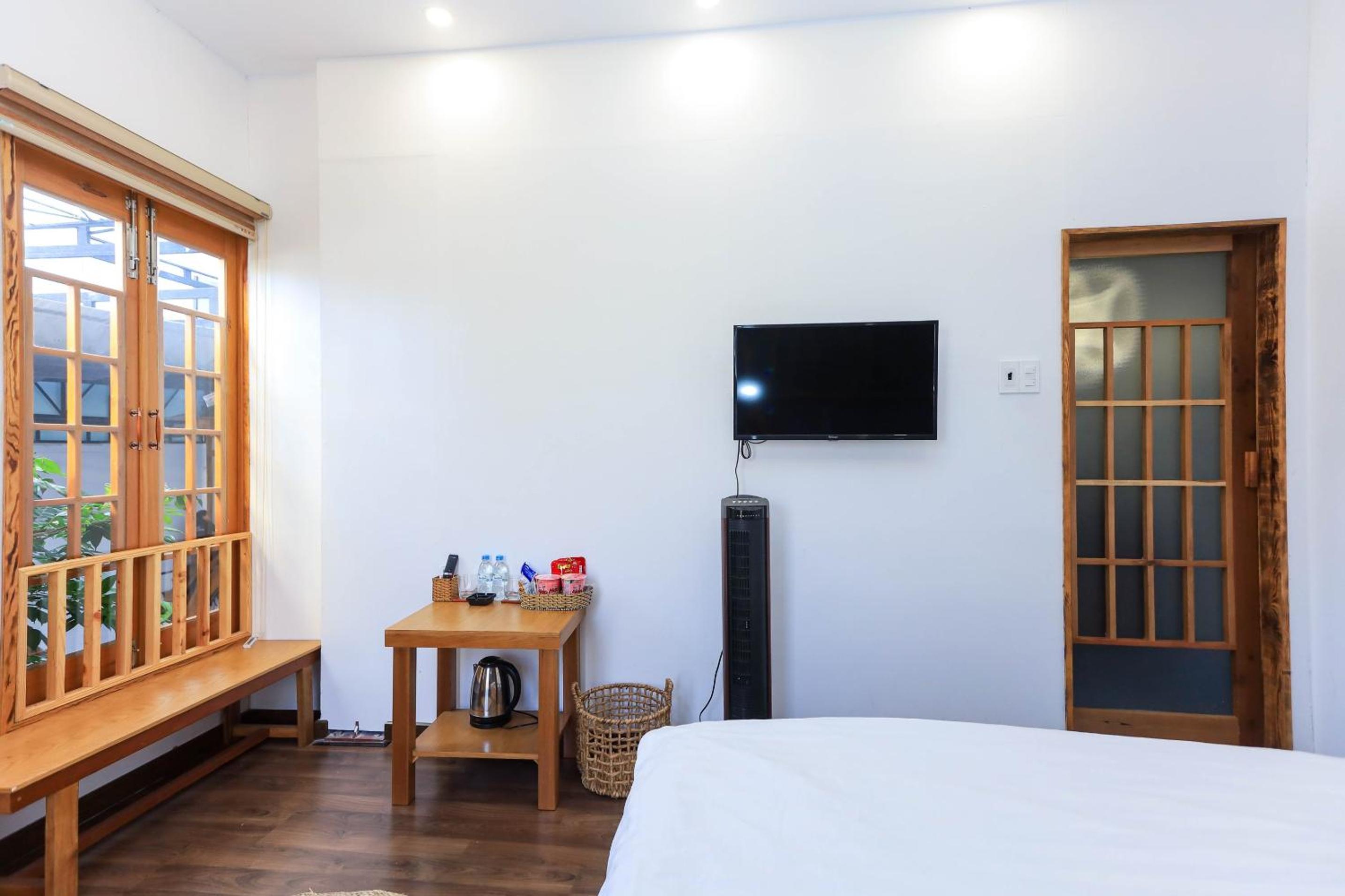 Double Room with Private Bathroom