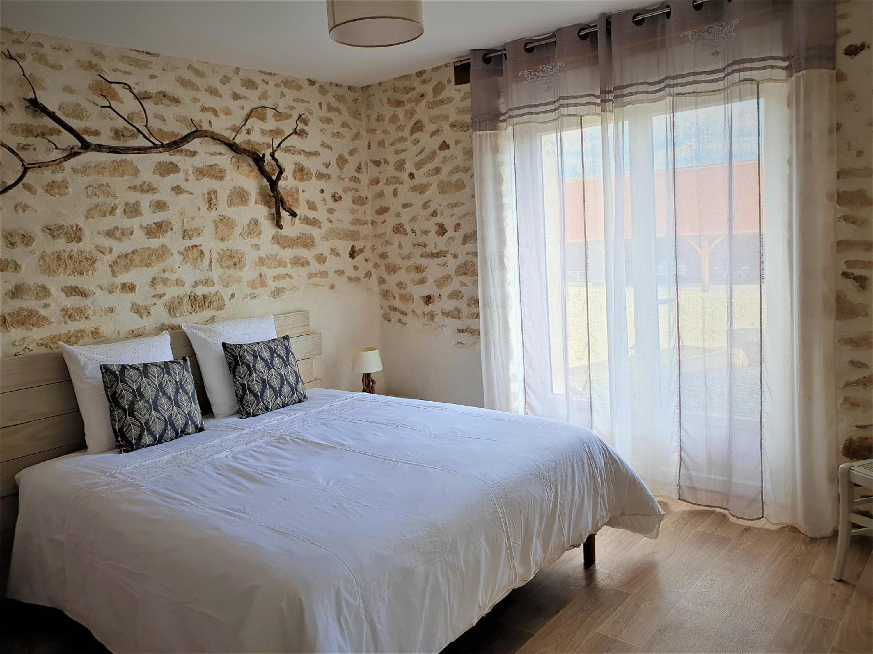Double Room - Disability Access photo 2