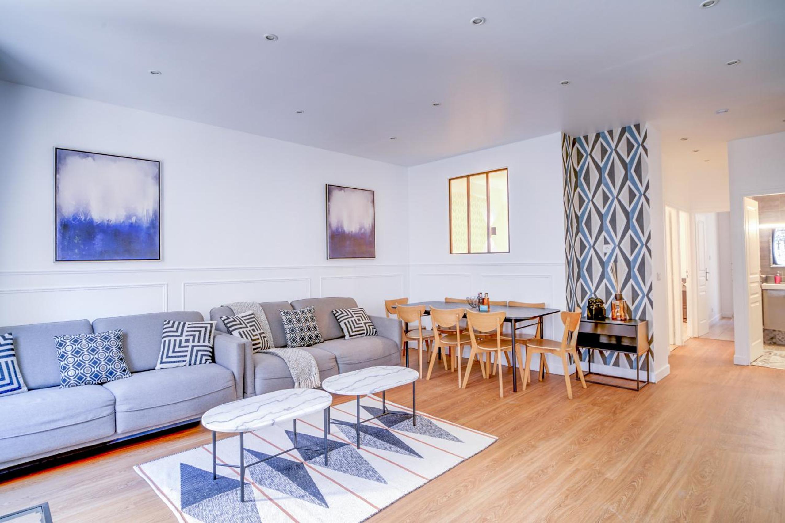 Apartment photo 1