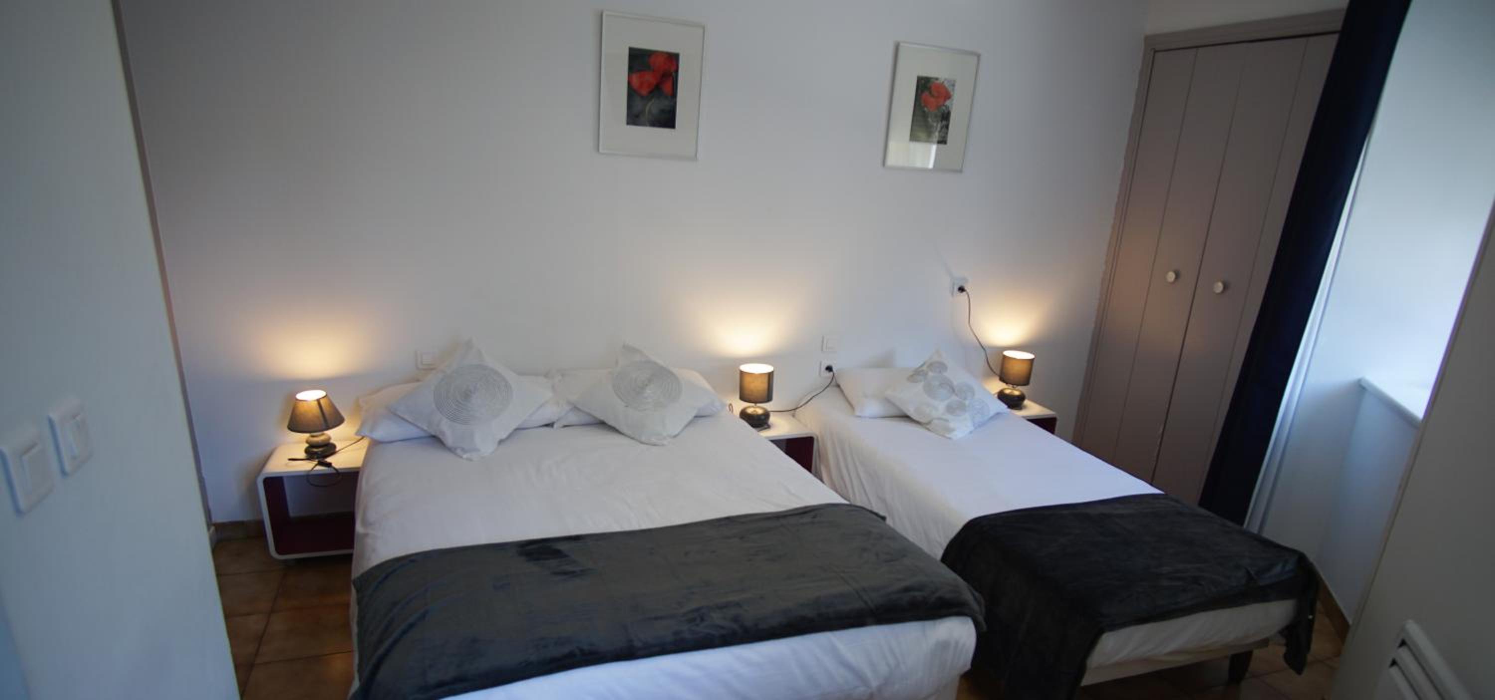 Quadruple Room - Photo 2