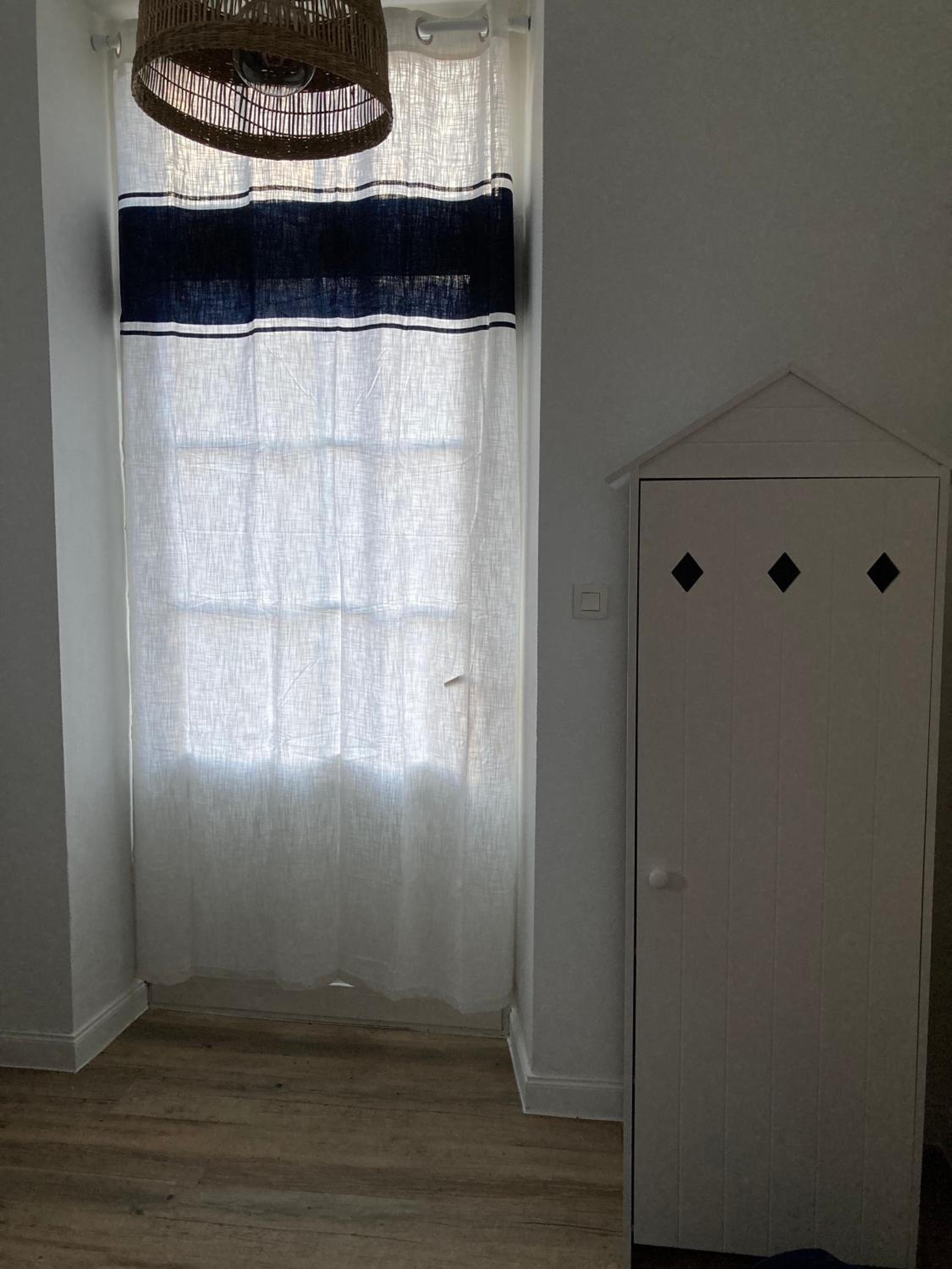 Apartment with Terrace - Photo 16
