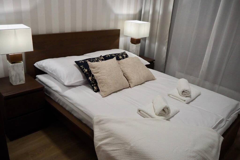 One-Bedroom Apartment - Photo 5