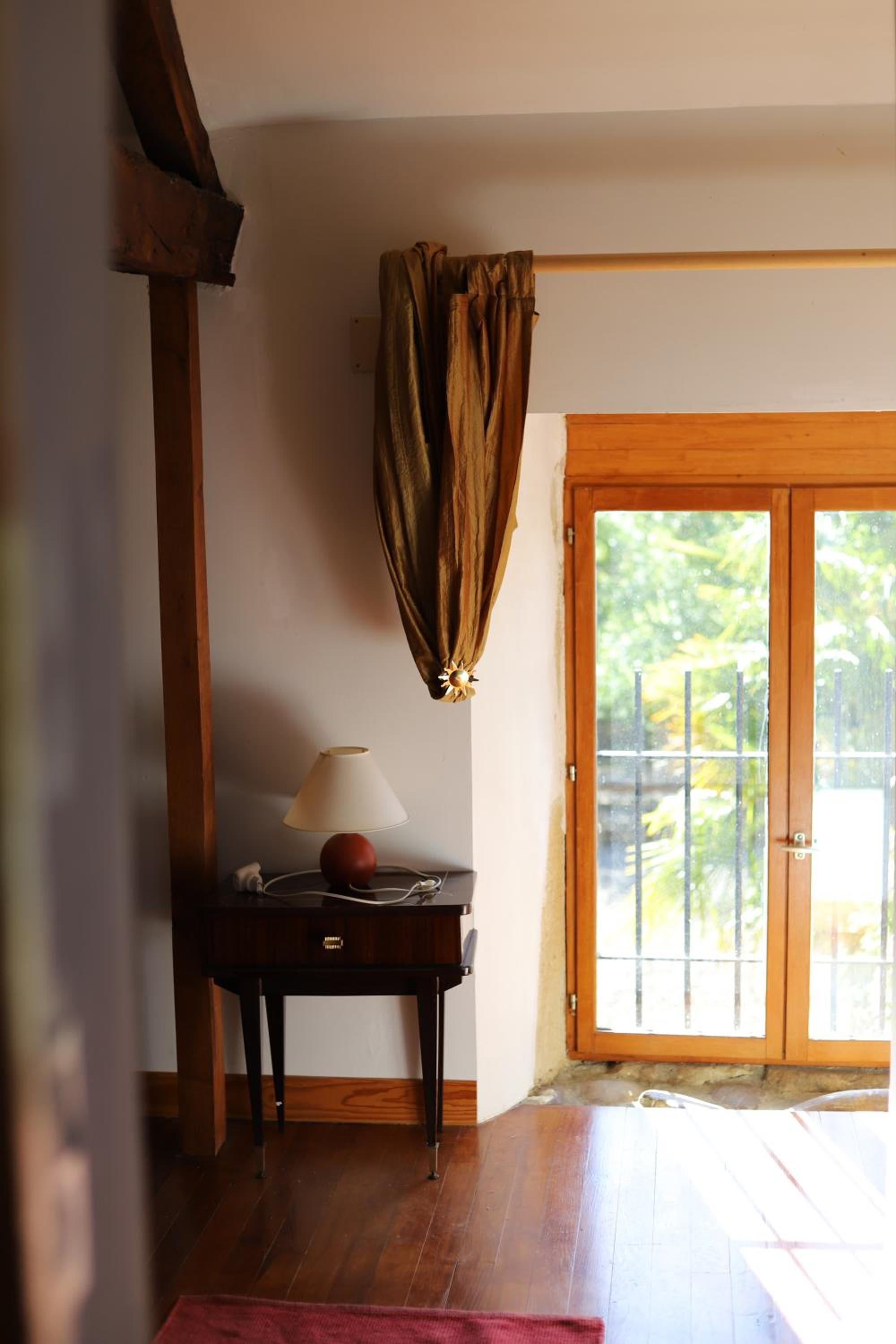 Two-Bedroom House - Photo 12