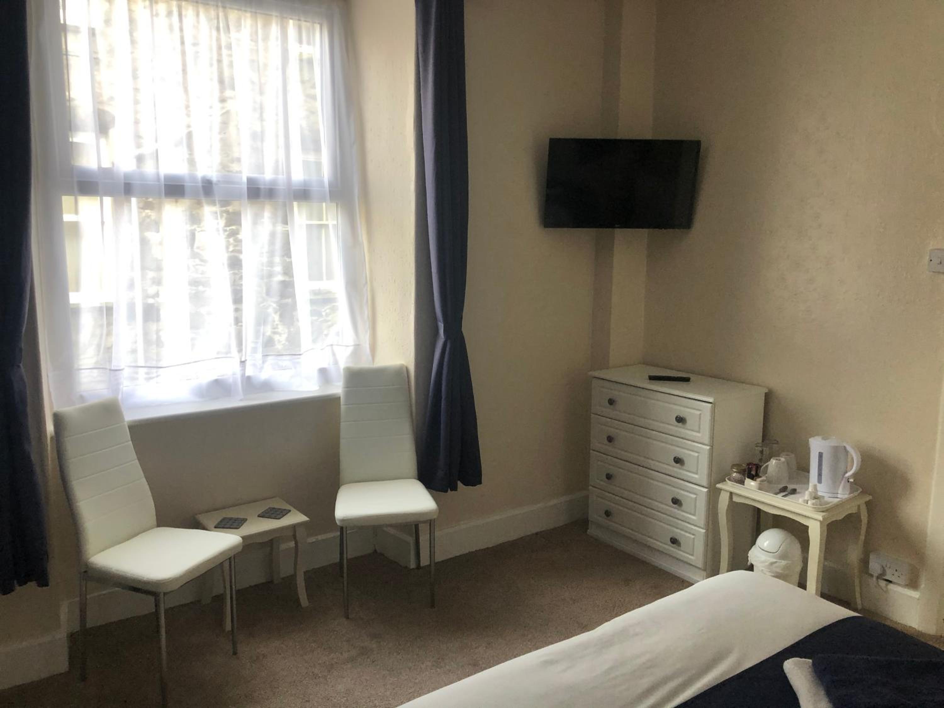 Standard Double Room photo 2