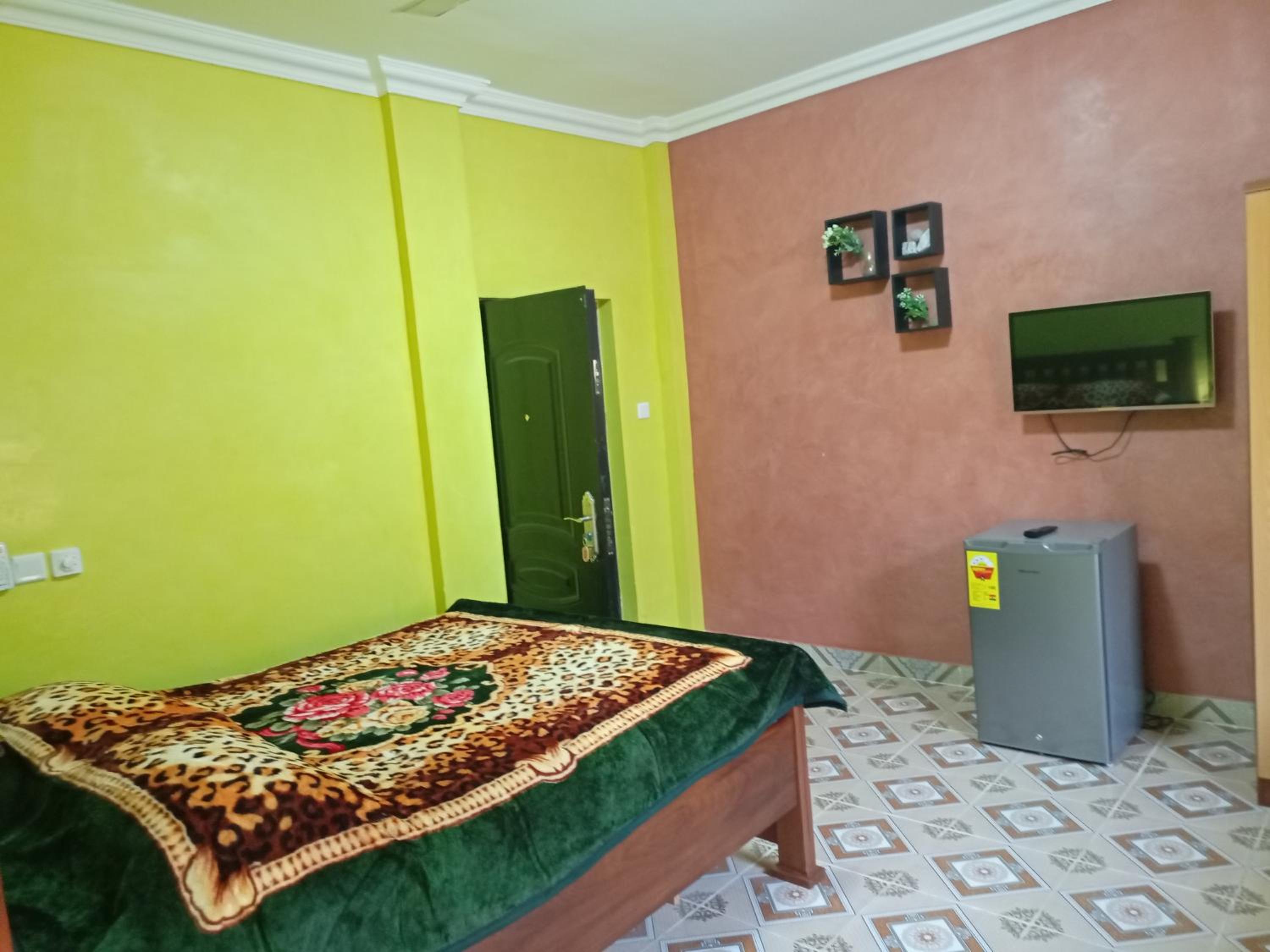 Deluxe Double or Twin Room with City View