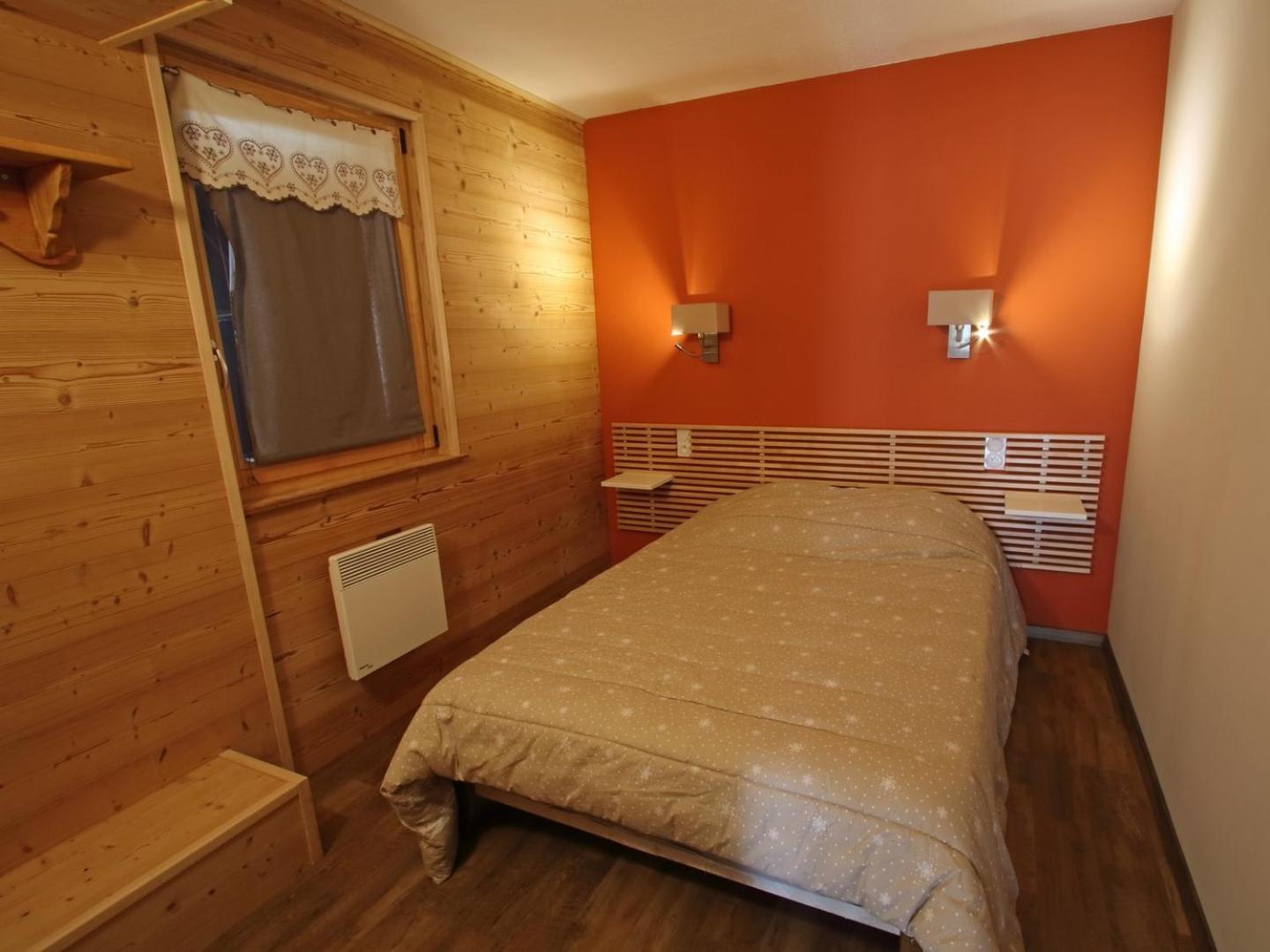 Apartment with Terrace photo 3