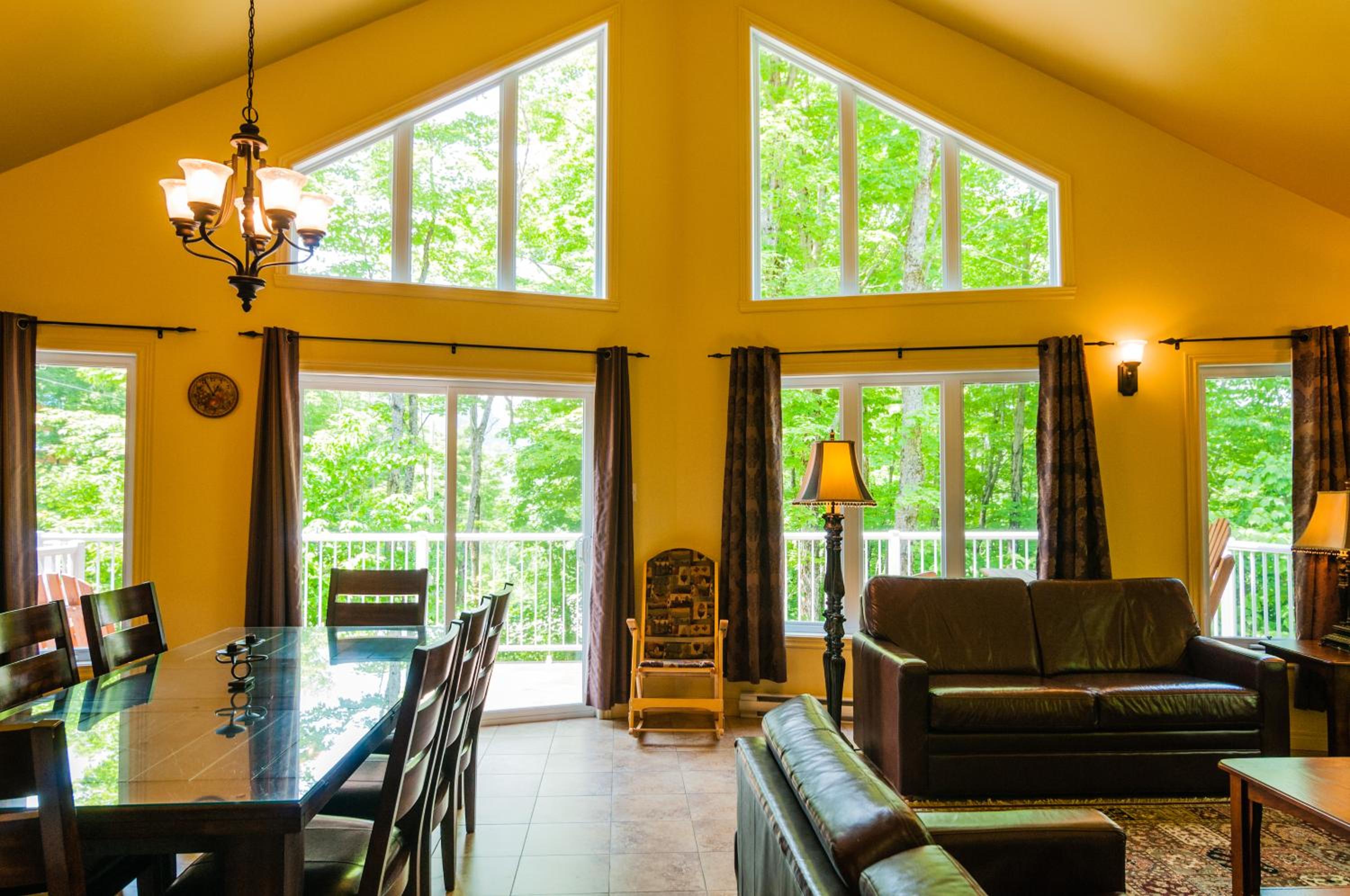 Chalet (12 Adults) photo 2