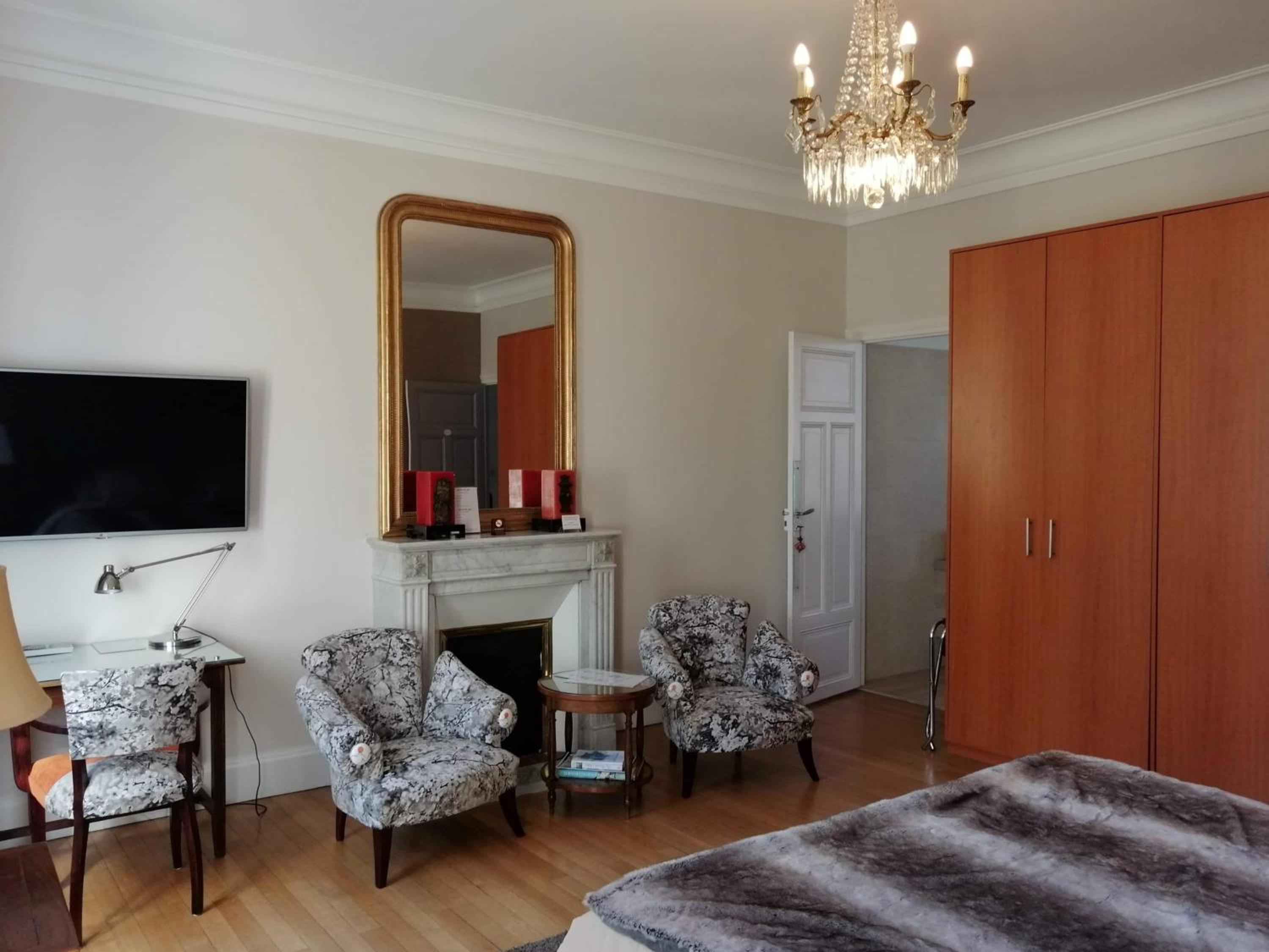 Superior Double Room with Bath