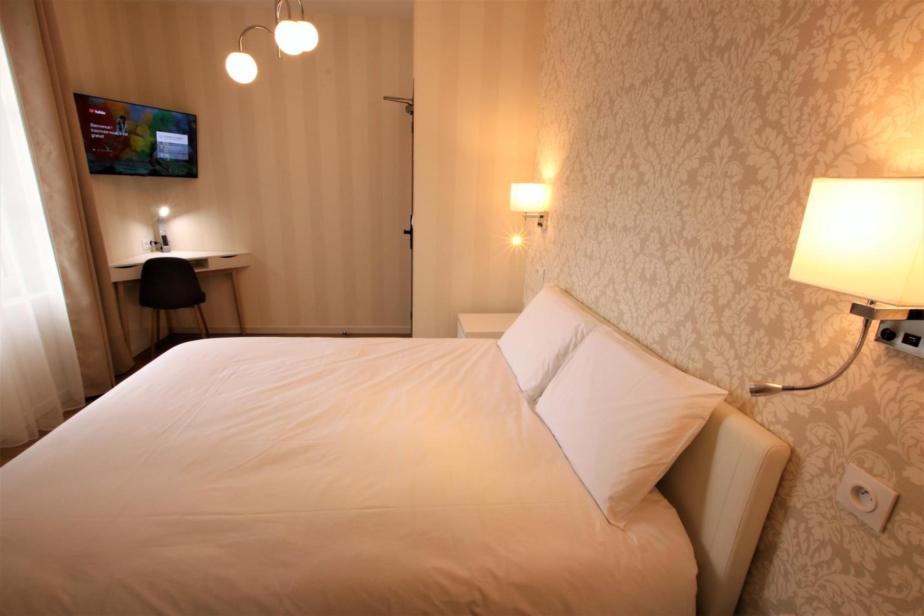 Double Room photo 2