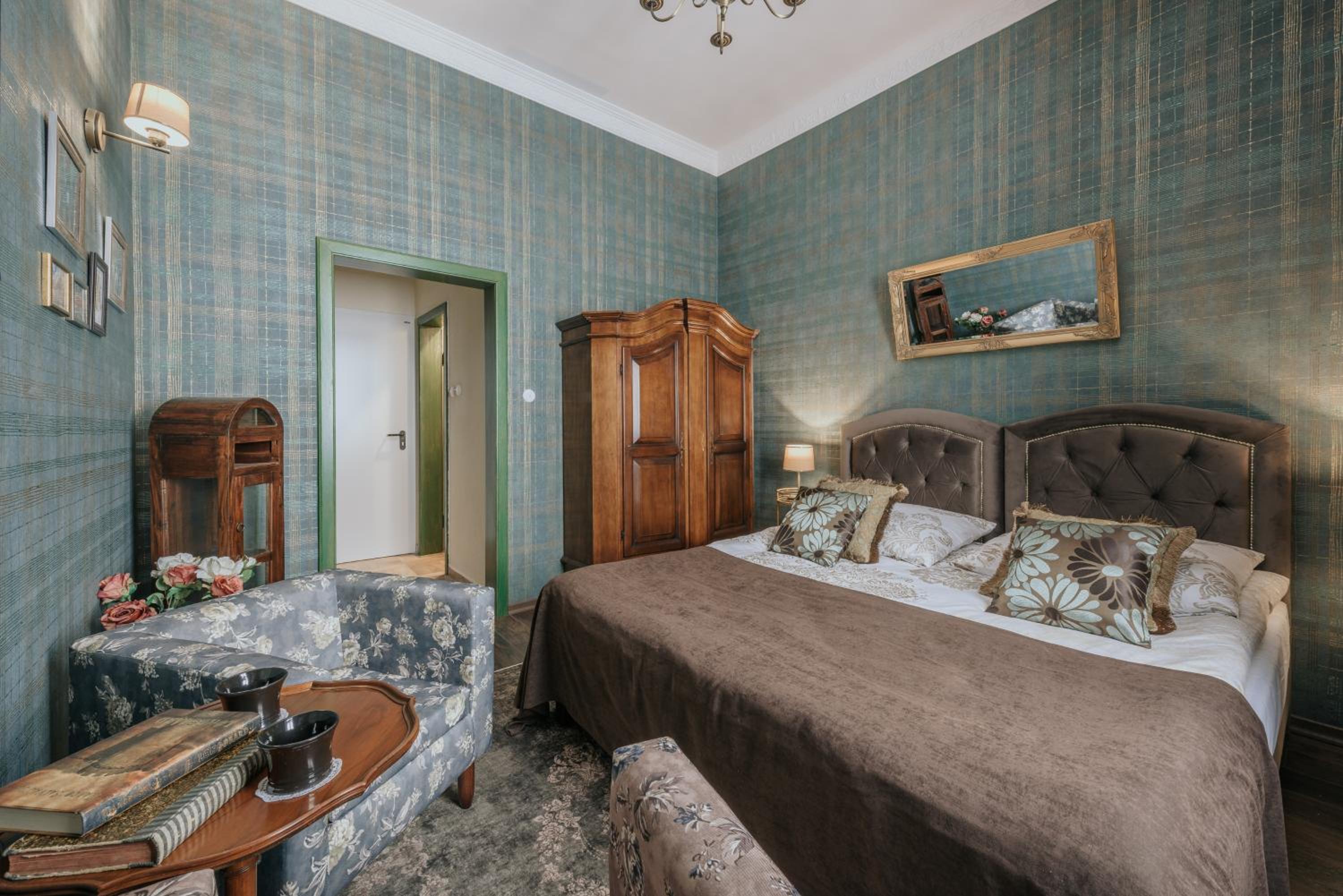 Deluxe Double or Twin Room photo 1