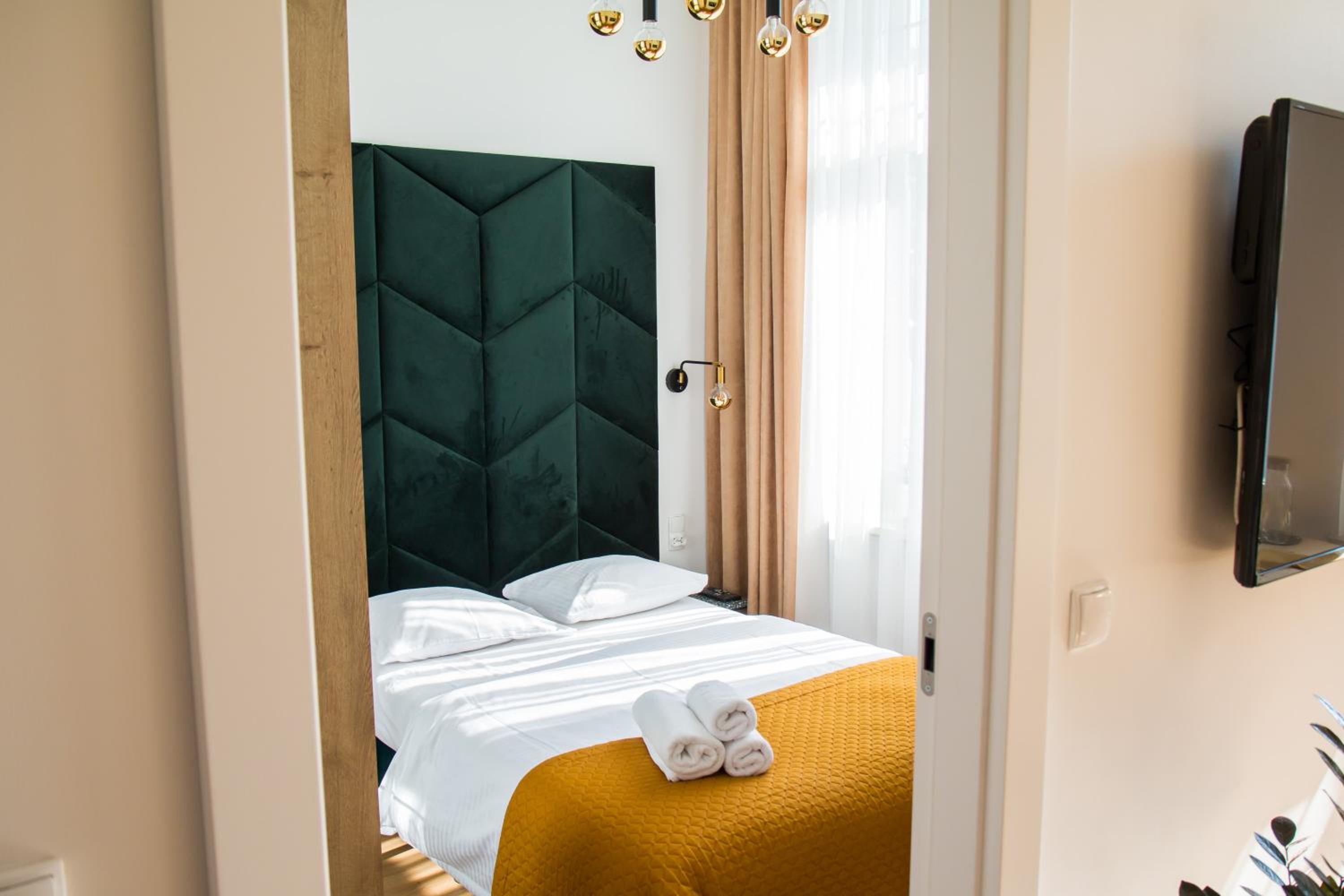 Two-Bedroom Apartment - Photo 15