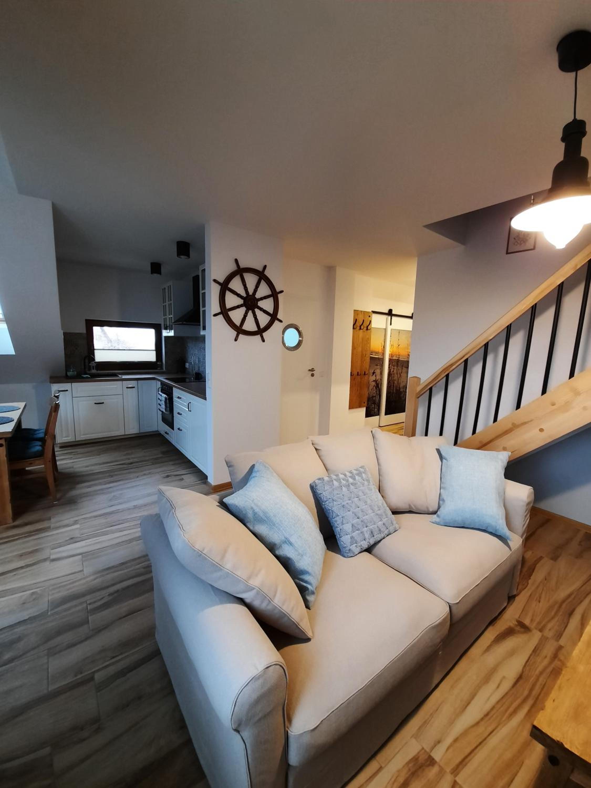 Apartment - Split Level photo 3