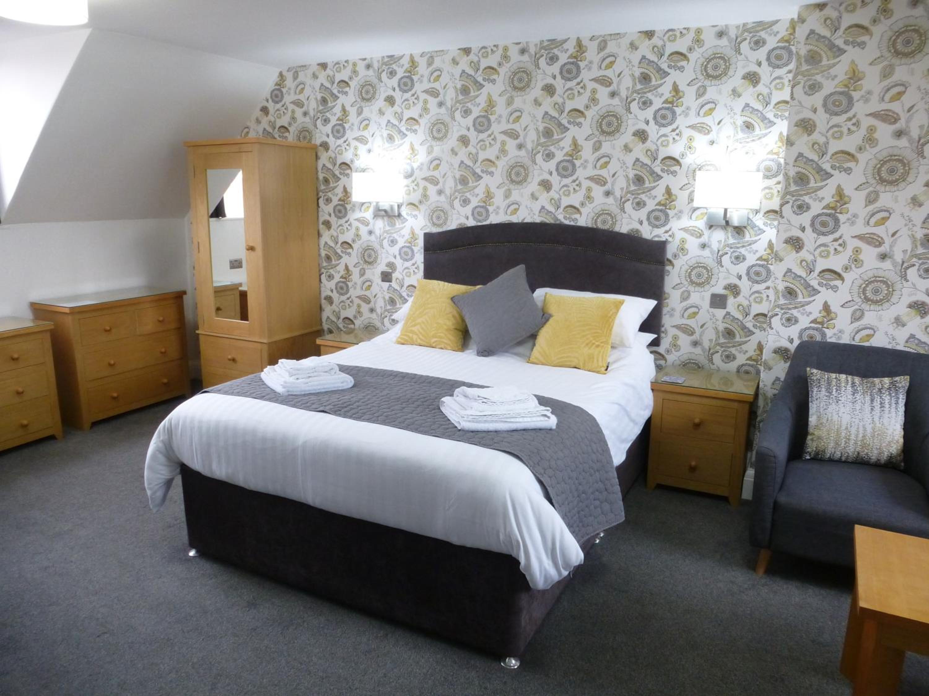 Superior King Room