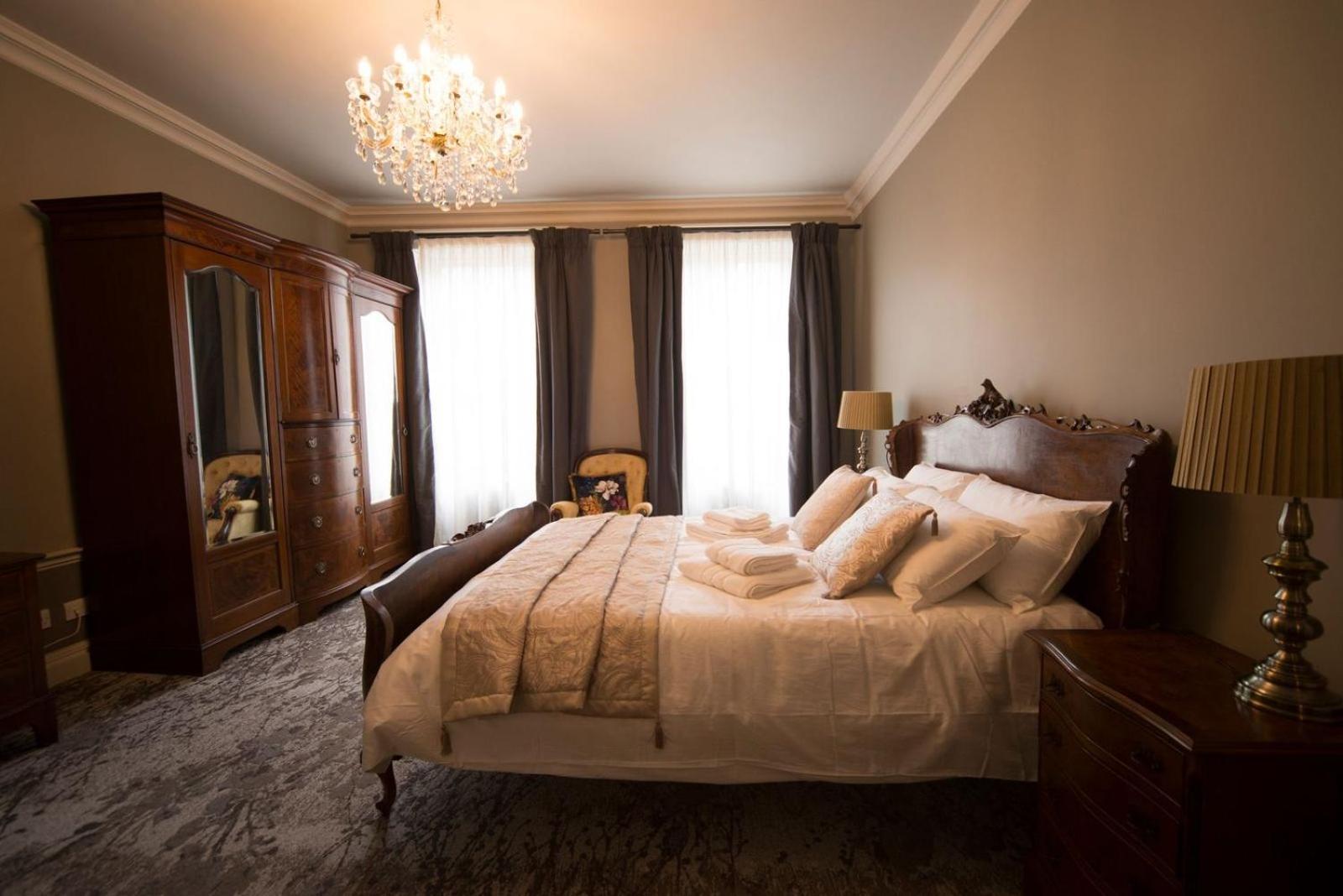 Deluxe King Room photo 3