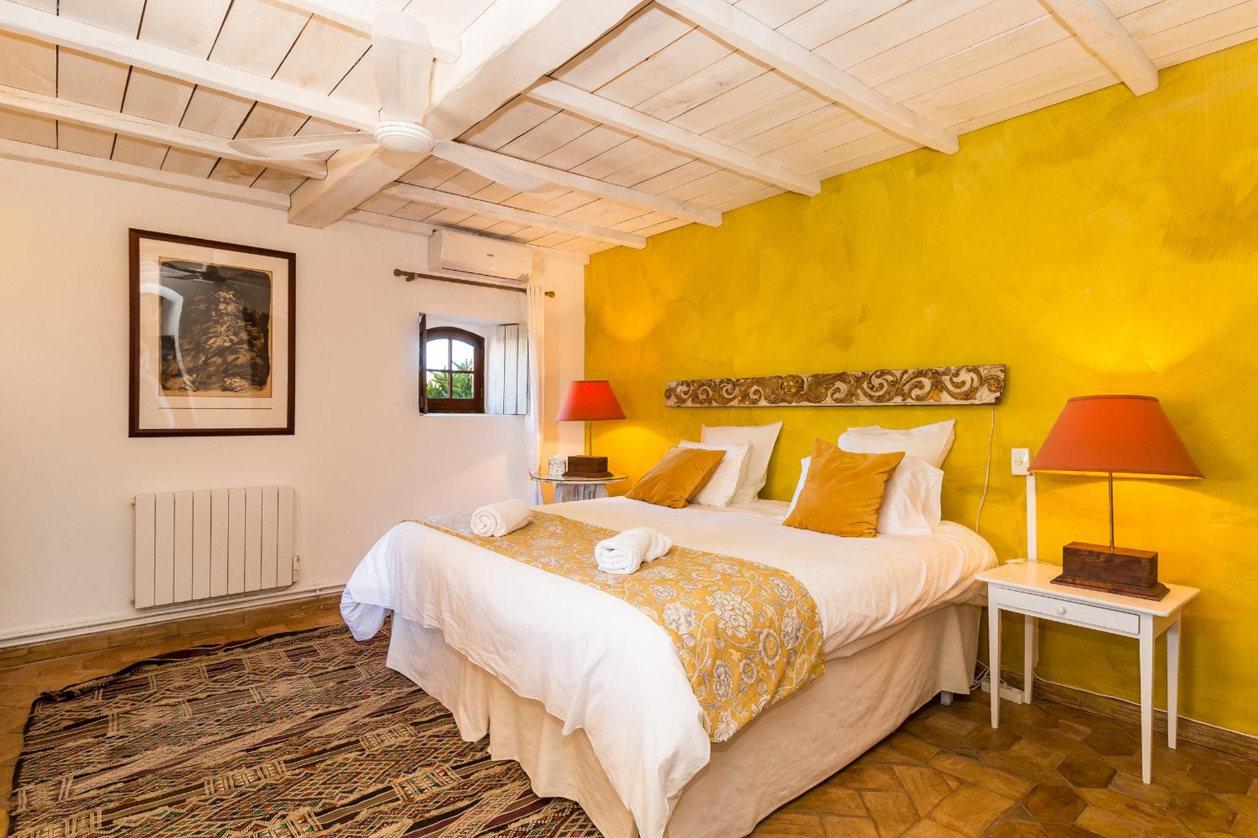 Standard Double Suite