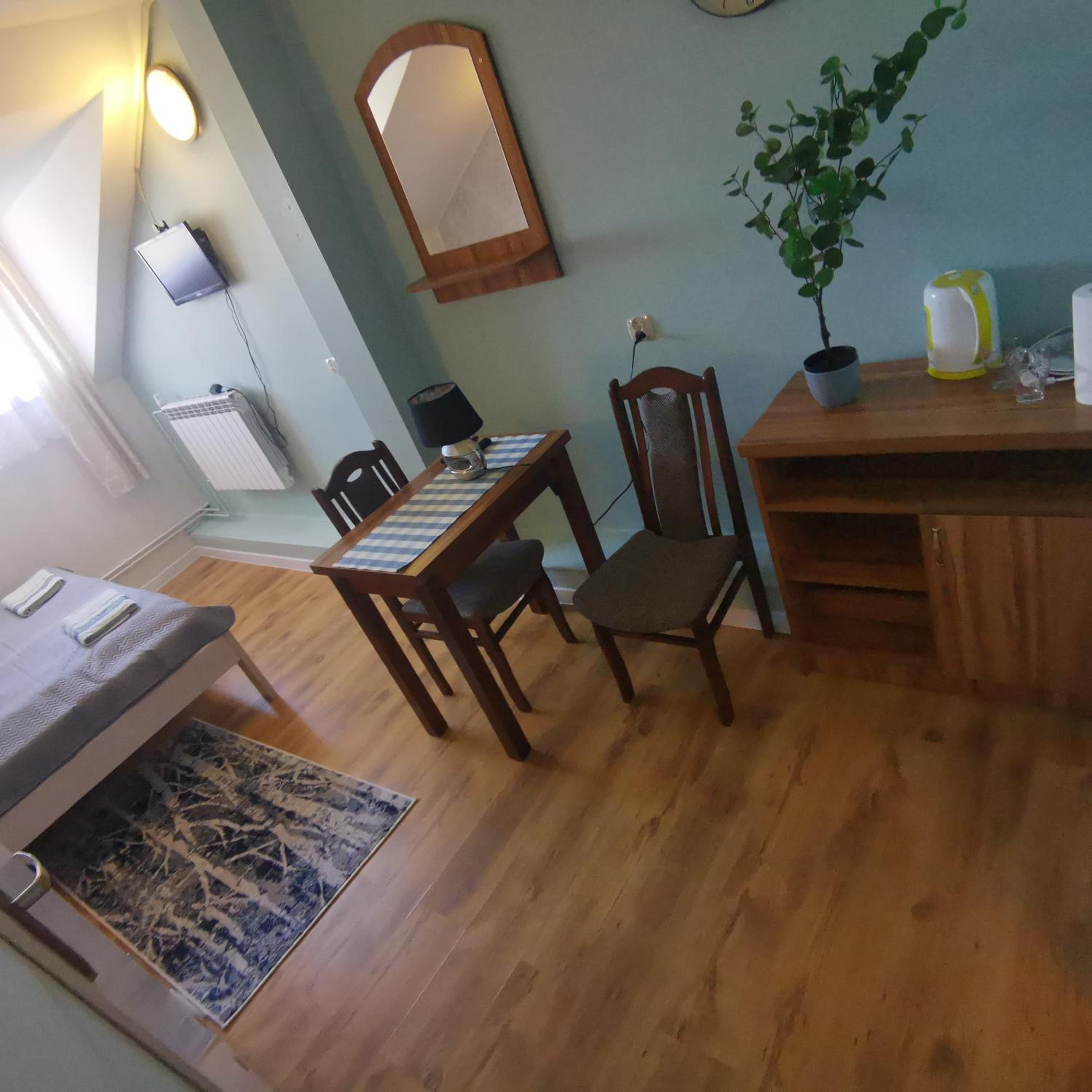 Double Room with Private Bathroom photo 3