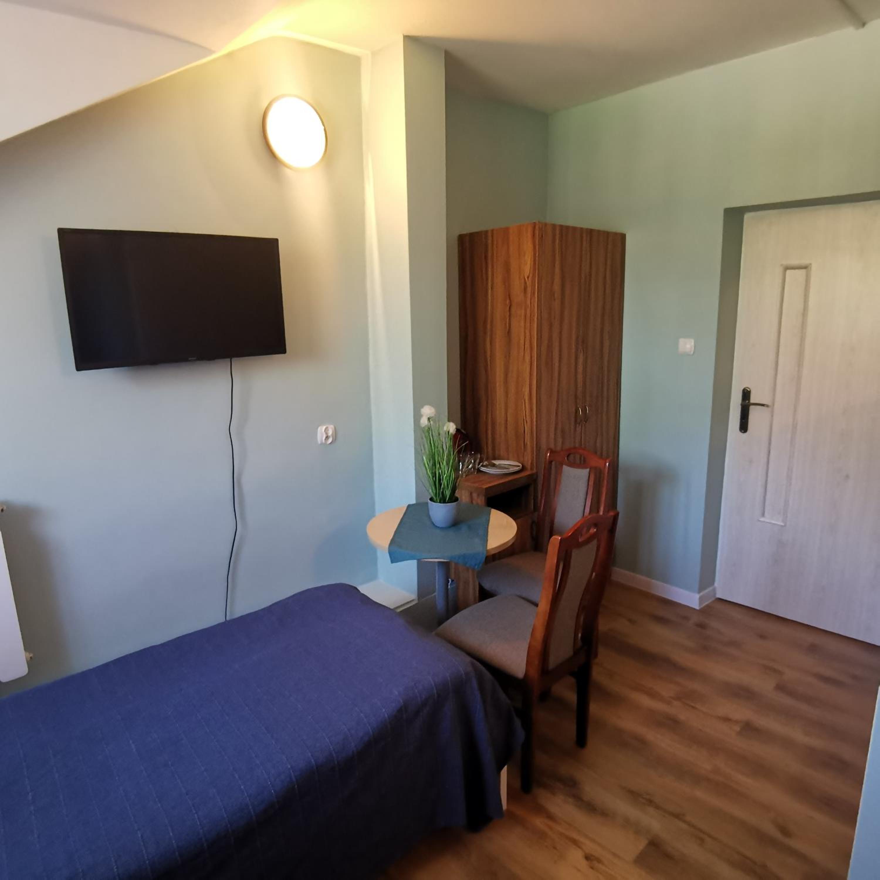 Double Room with Private Bathroom photo 1