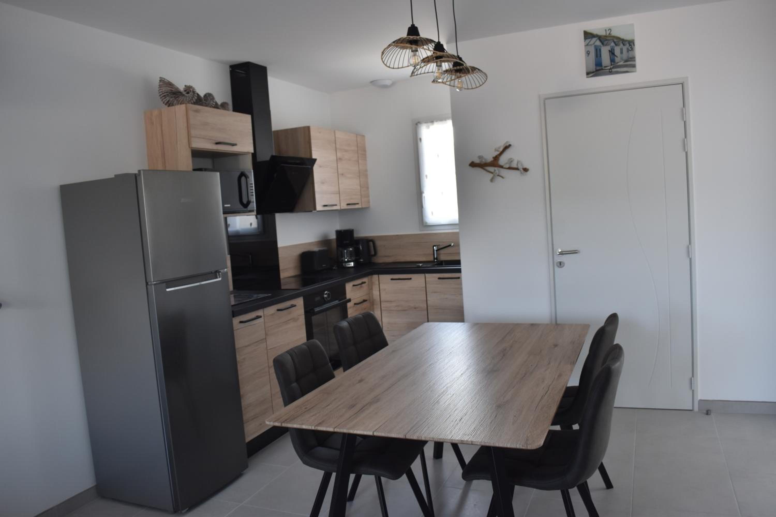 Two-Bedroom Apartment - Photo 6