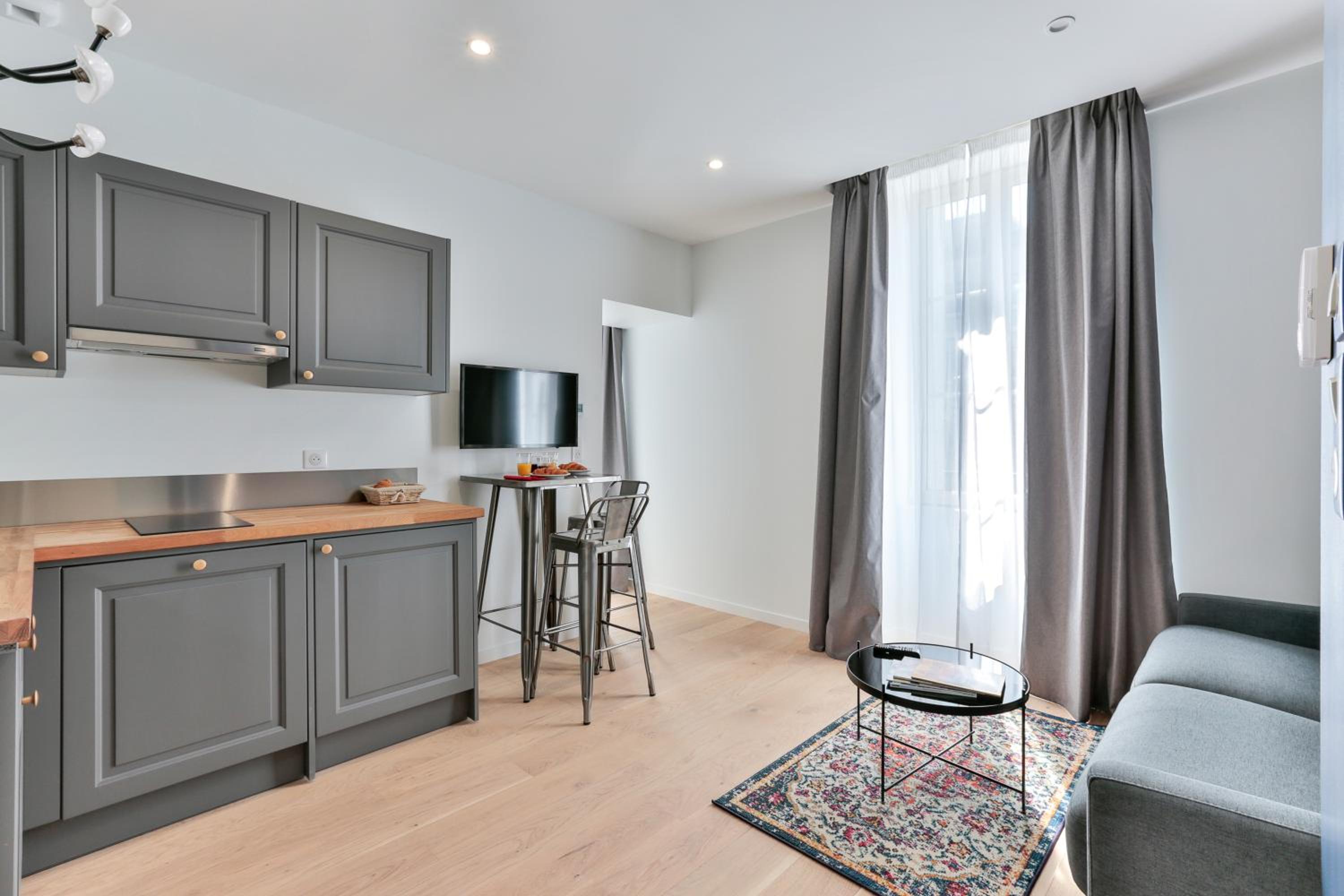 Premium Apartment 6