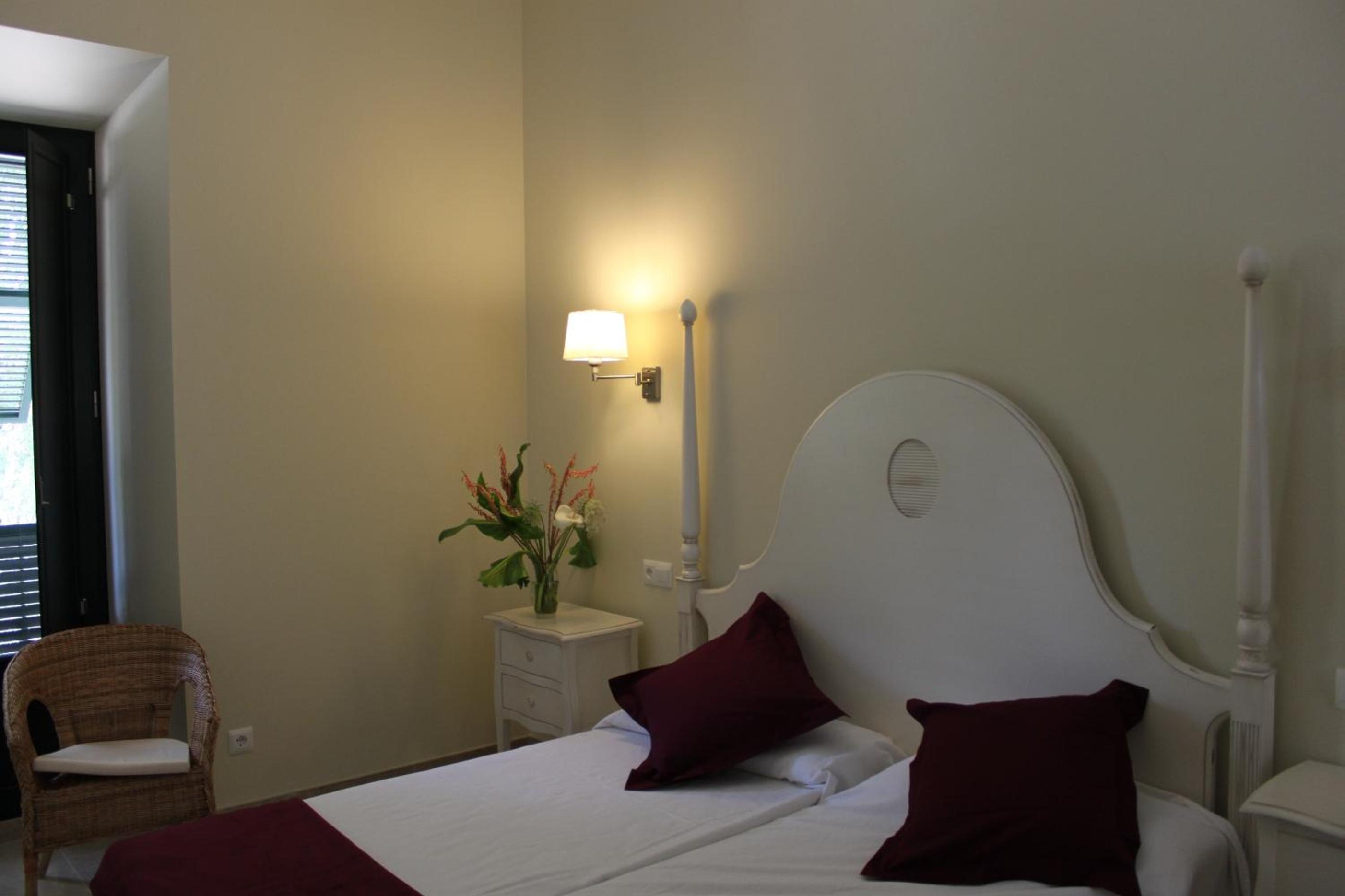 Double or Twin Room photo 3