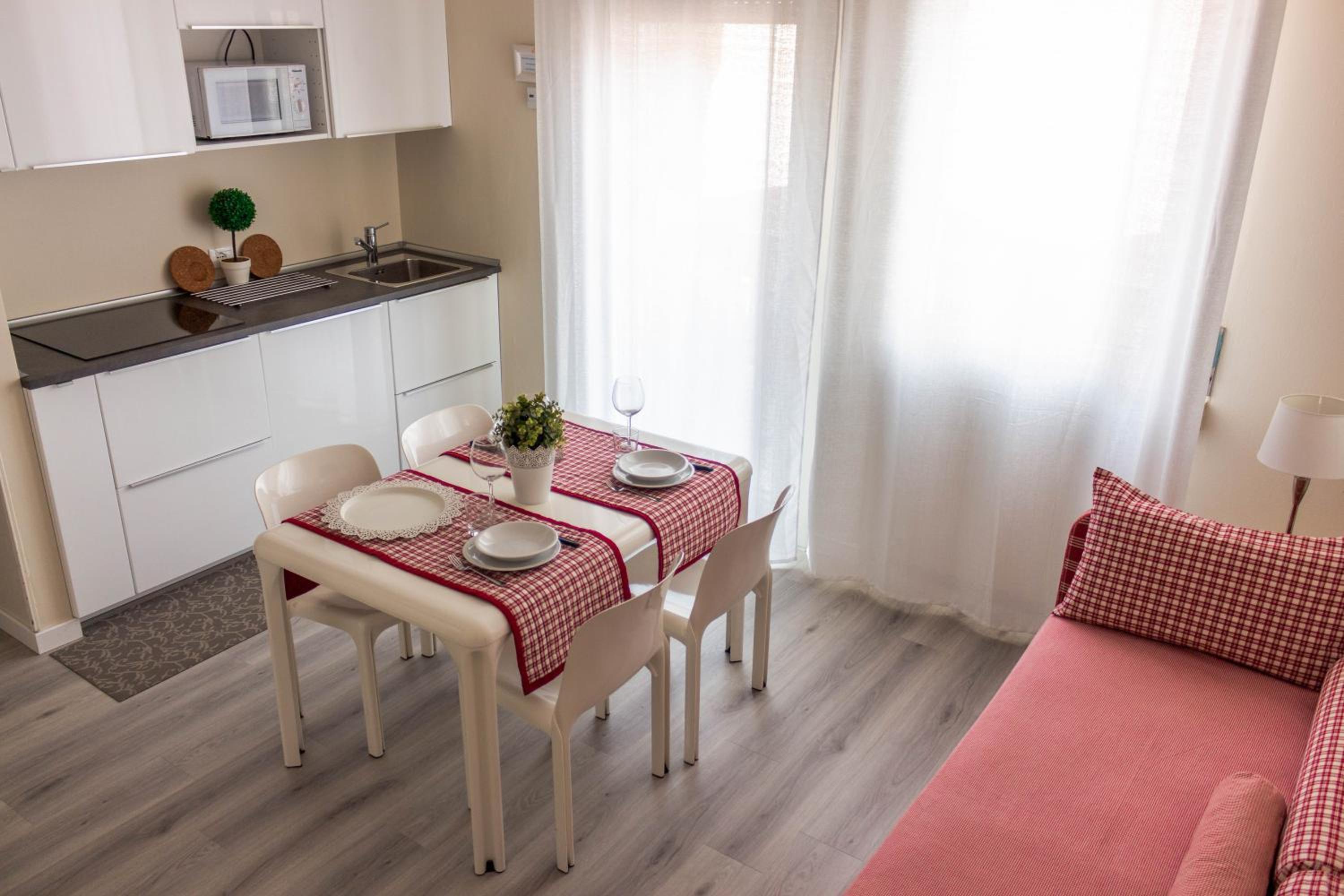 One-Bedroom Apartment with Sofa Bed