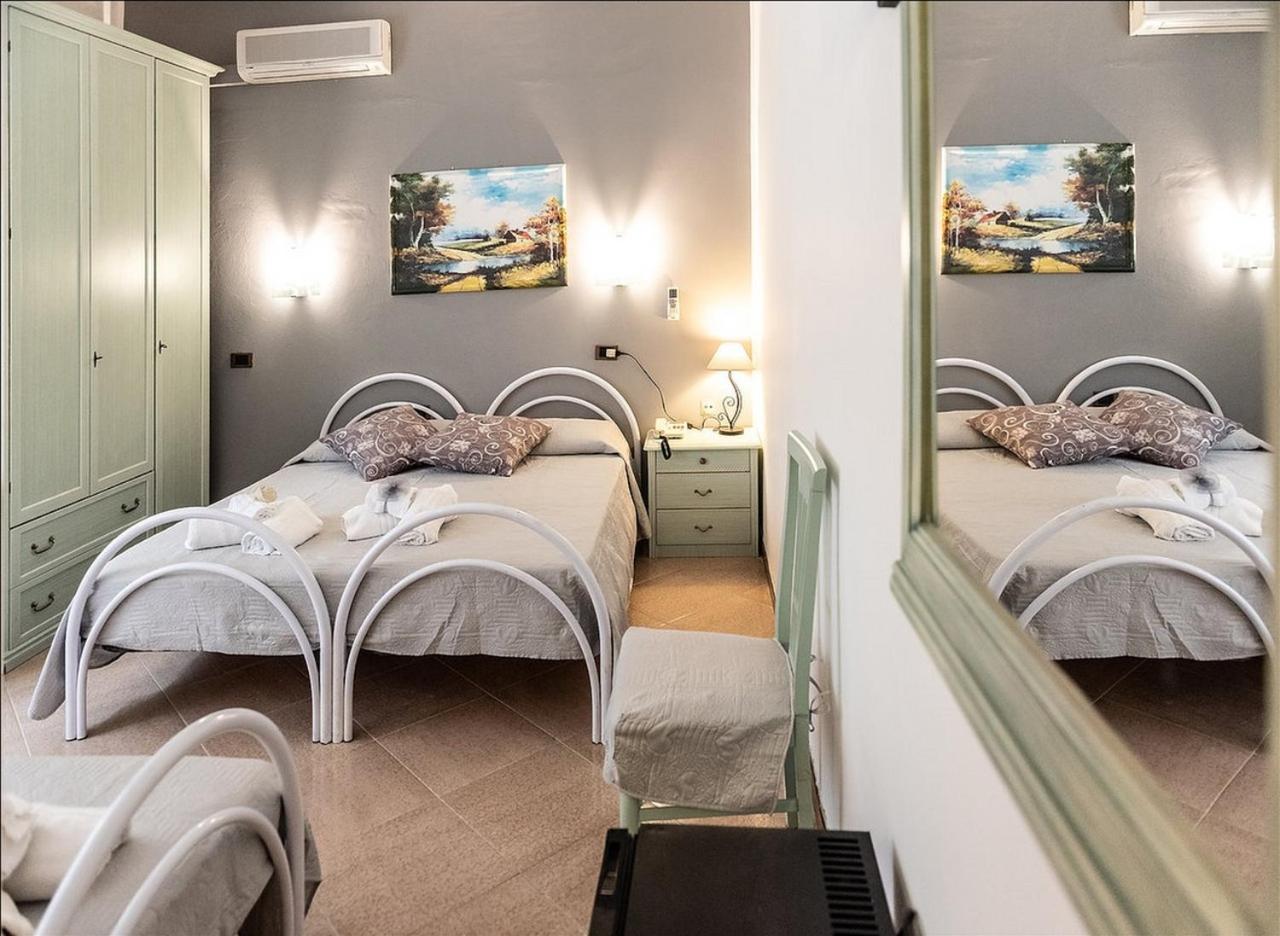 Standard Triple Room photo 3