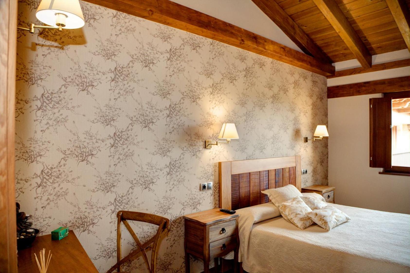 Double or Twin Room photo 1