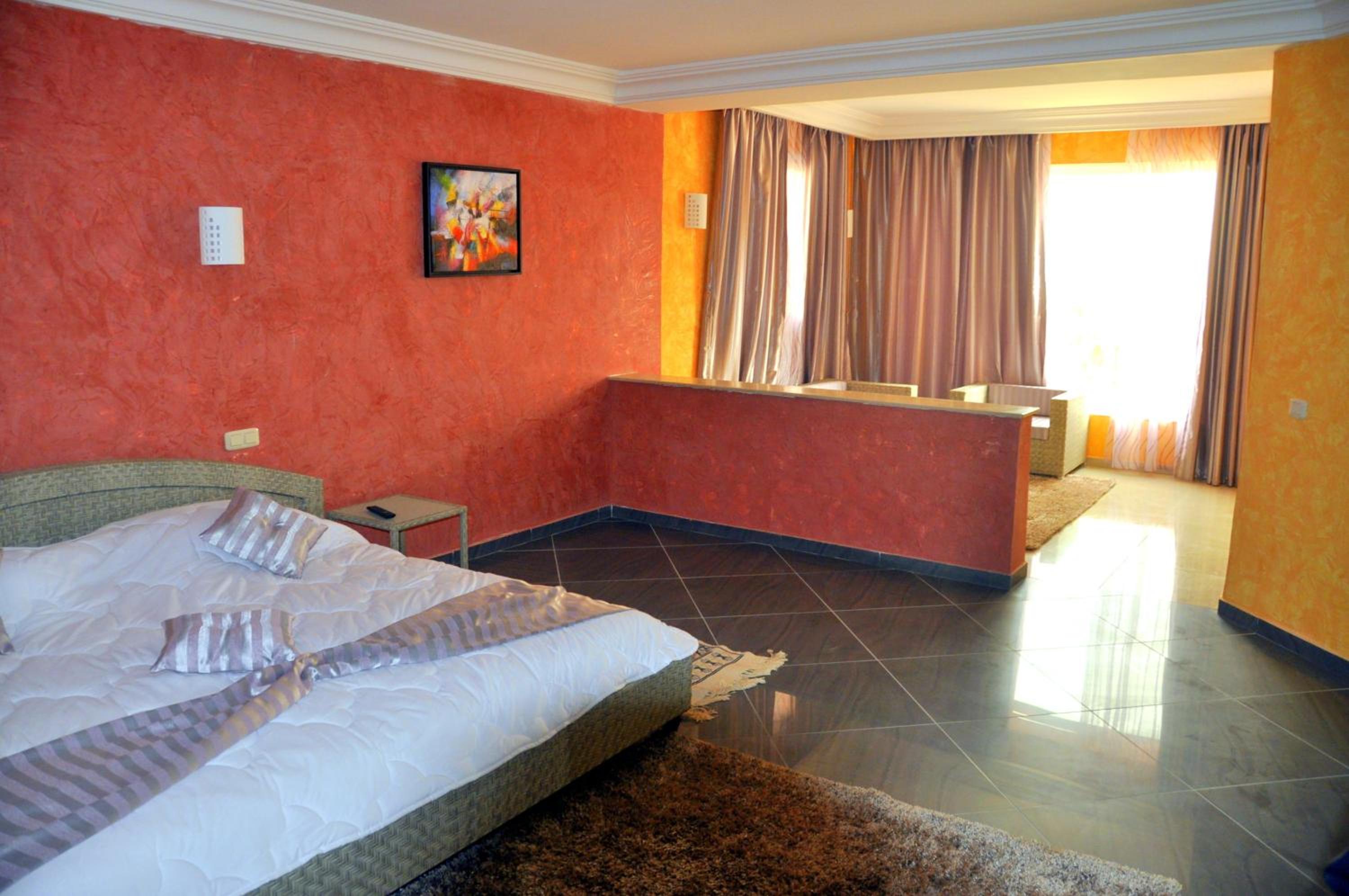 Junior Suite (2 Adults)